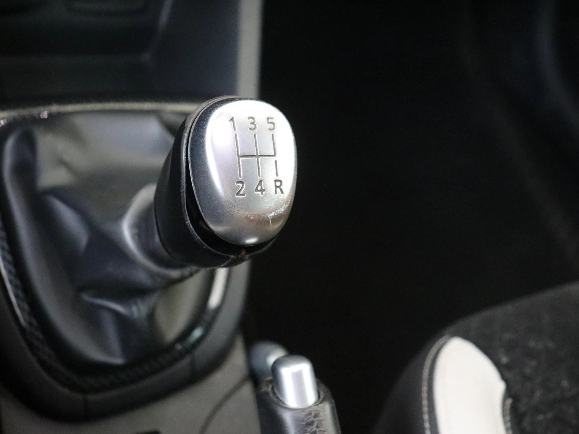 Renault-Clio-image-14