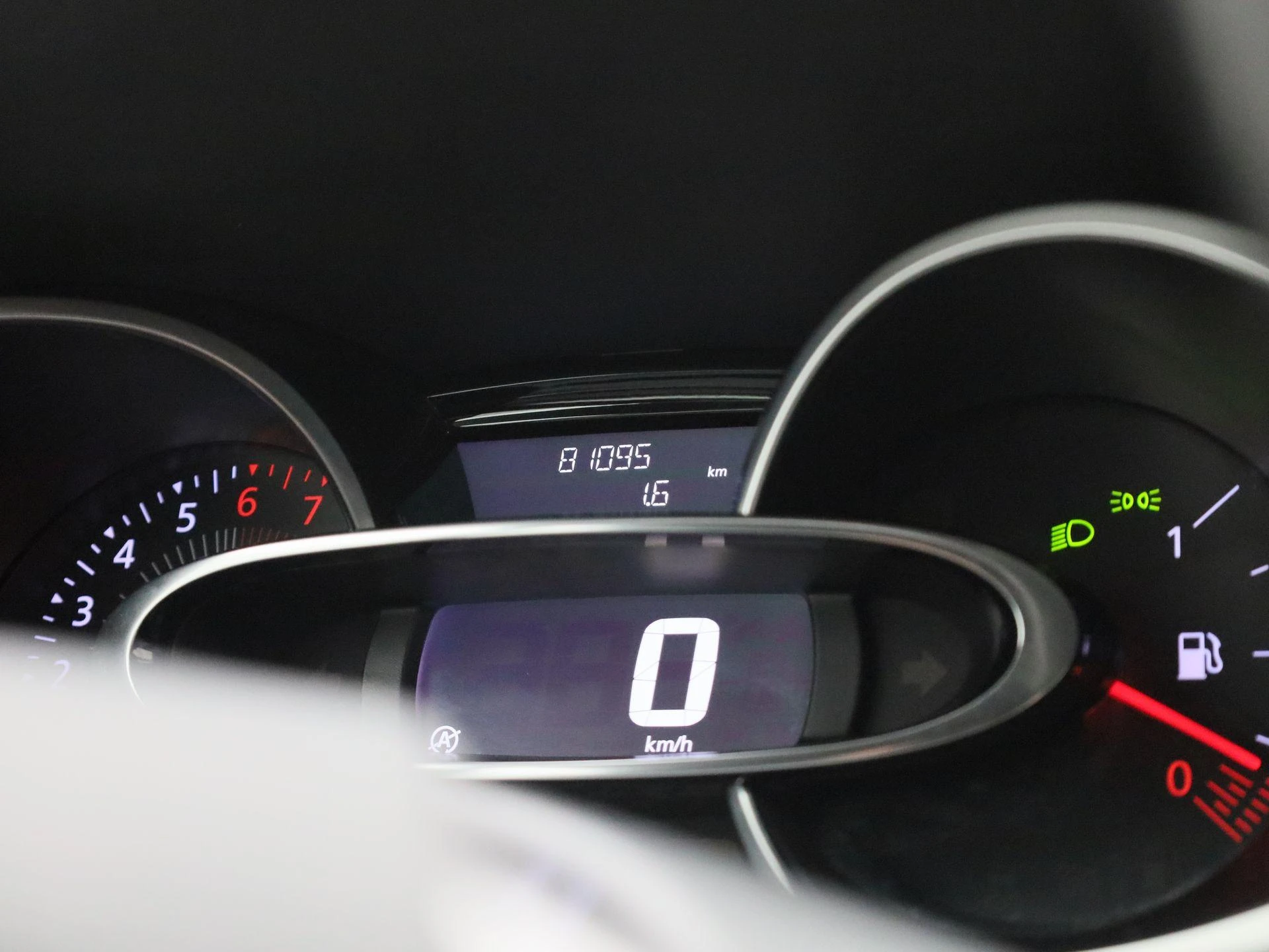 Renault-Clio-image-26
