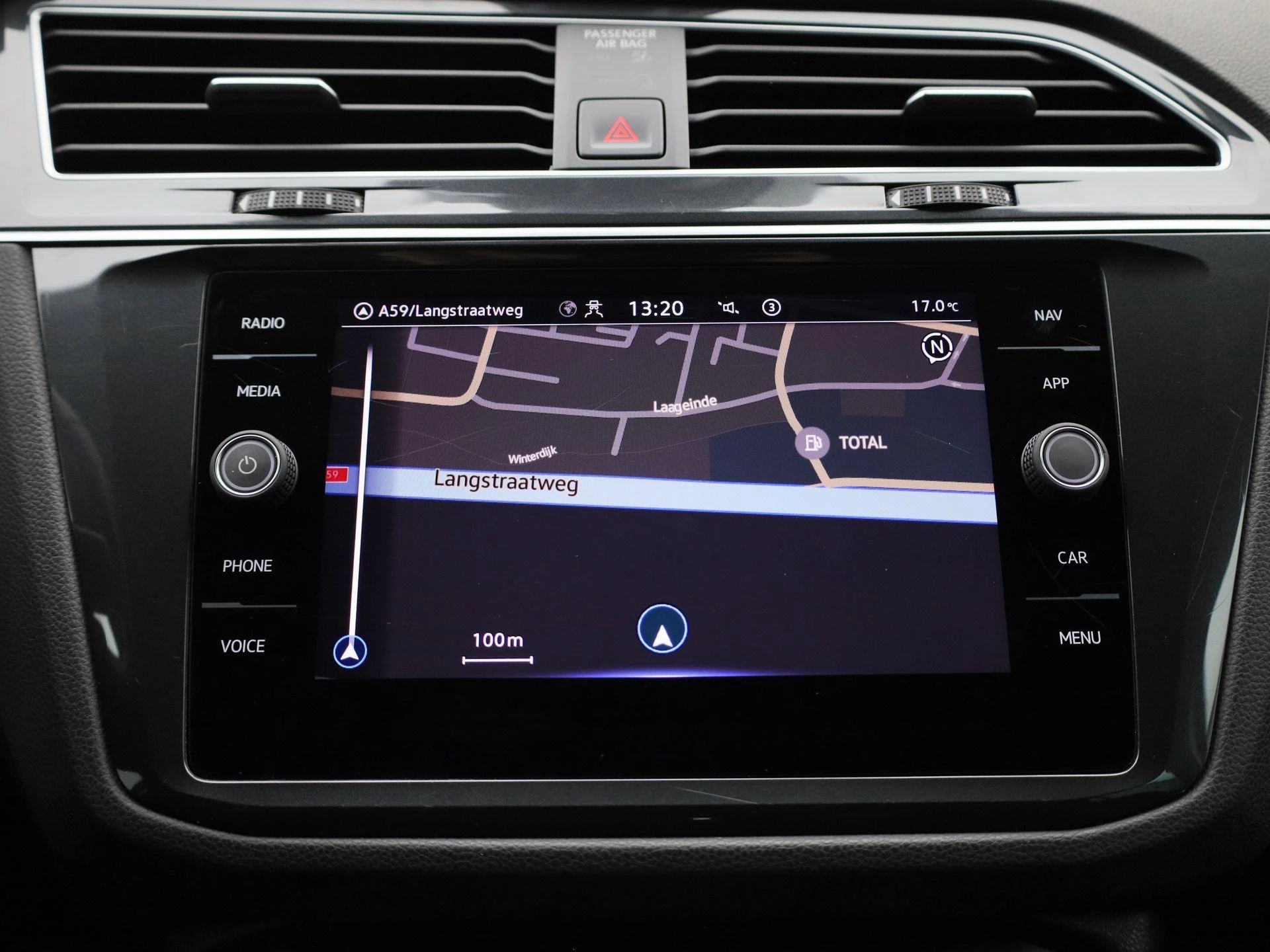 Volkswagen-Tiguan-image-16