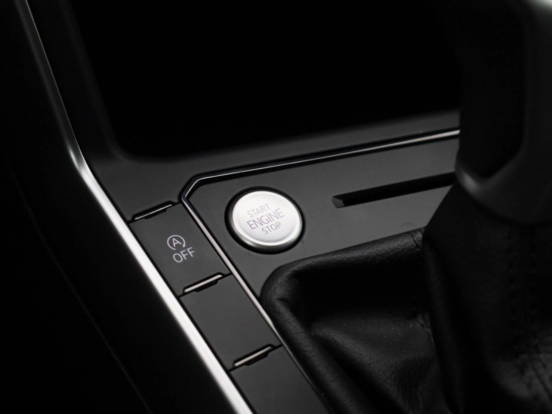 Volkswagen-Taigo-image-20