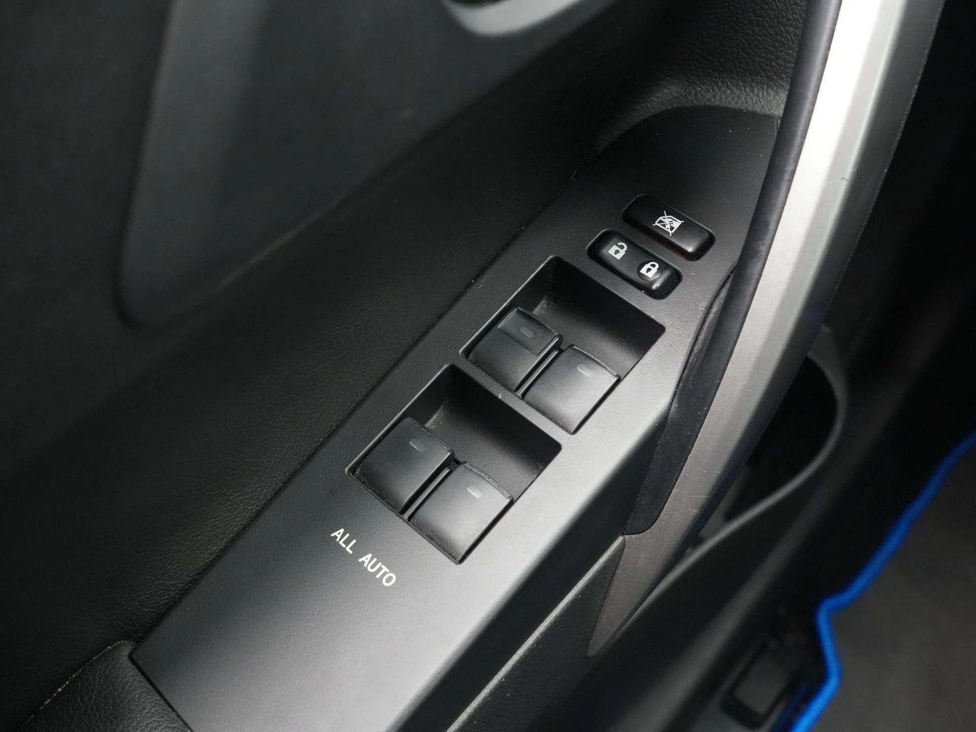 Toyota-Auris-image-23