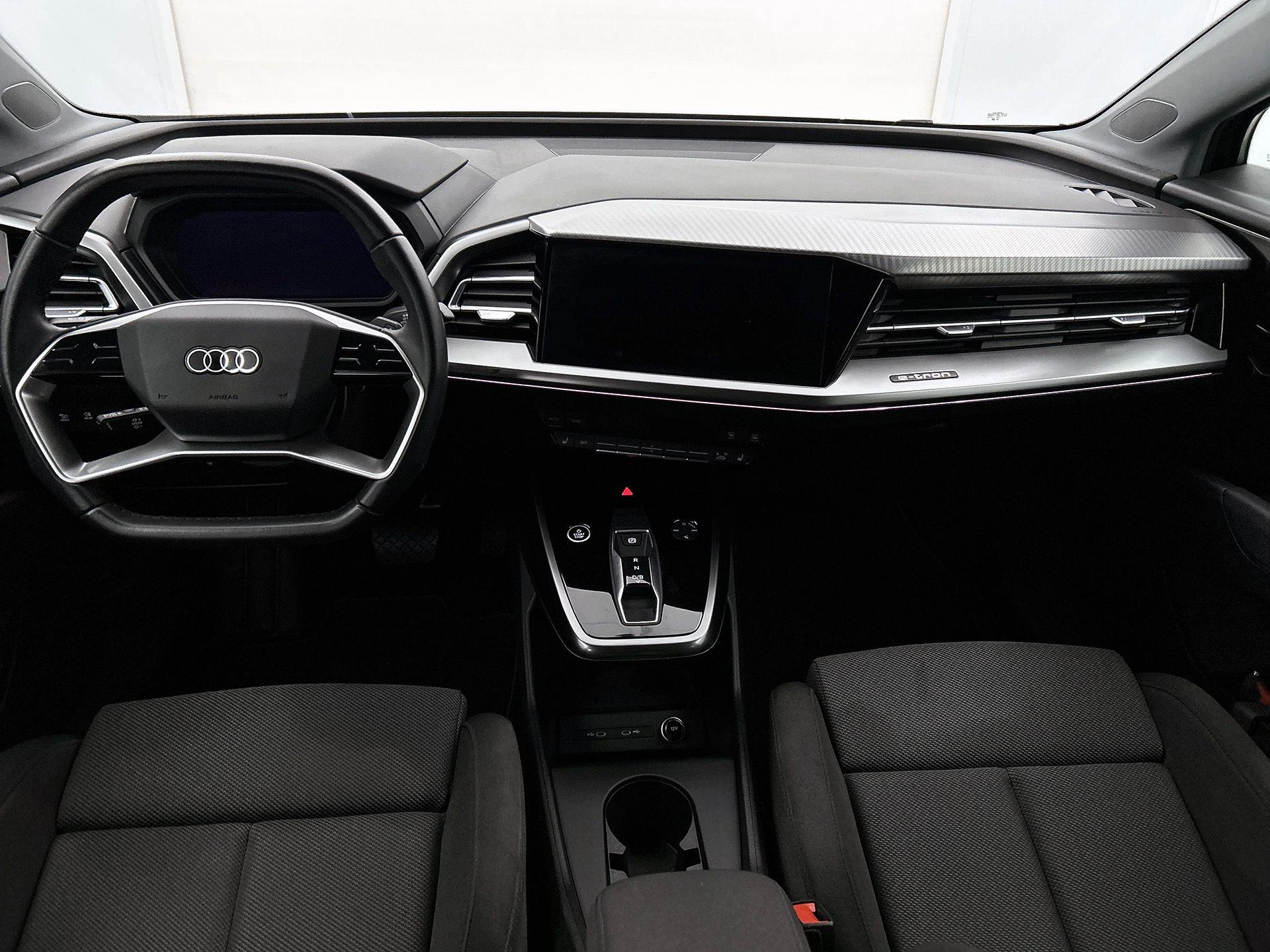 Audi-Q4 e-tron-image-18