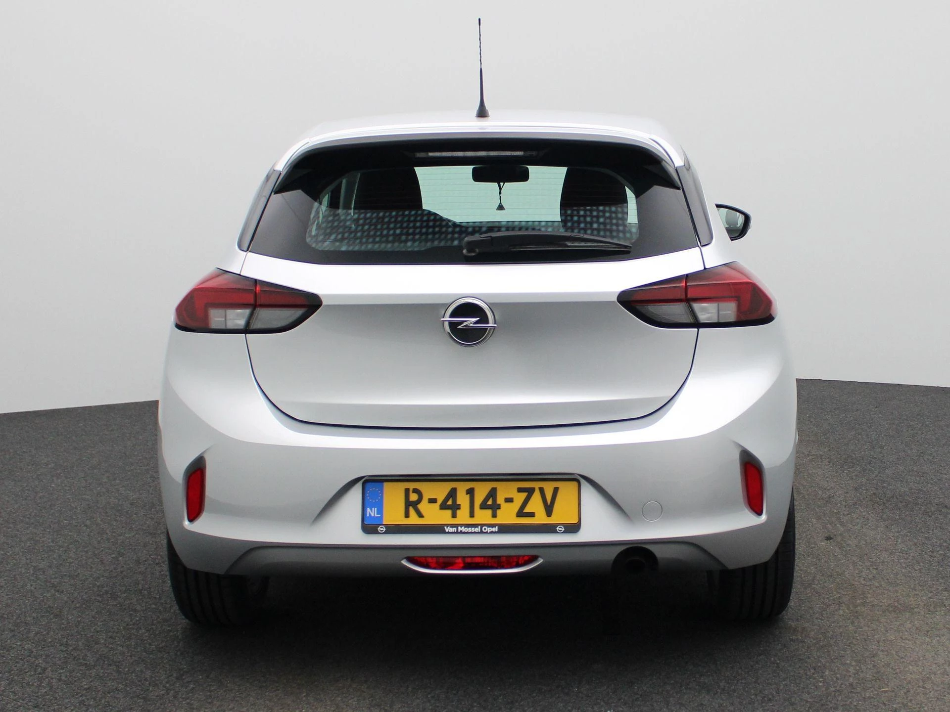 Opel-Corsa-image-4