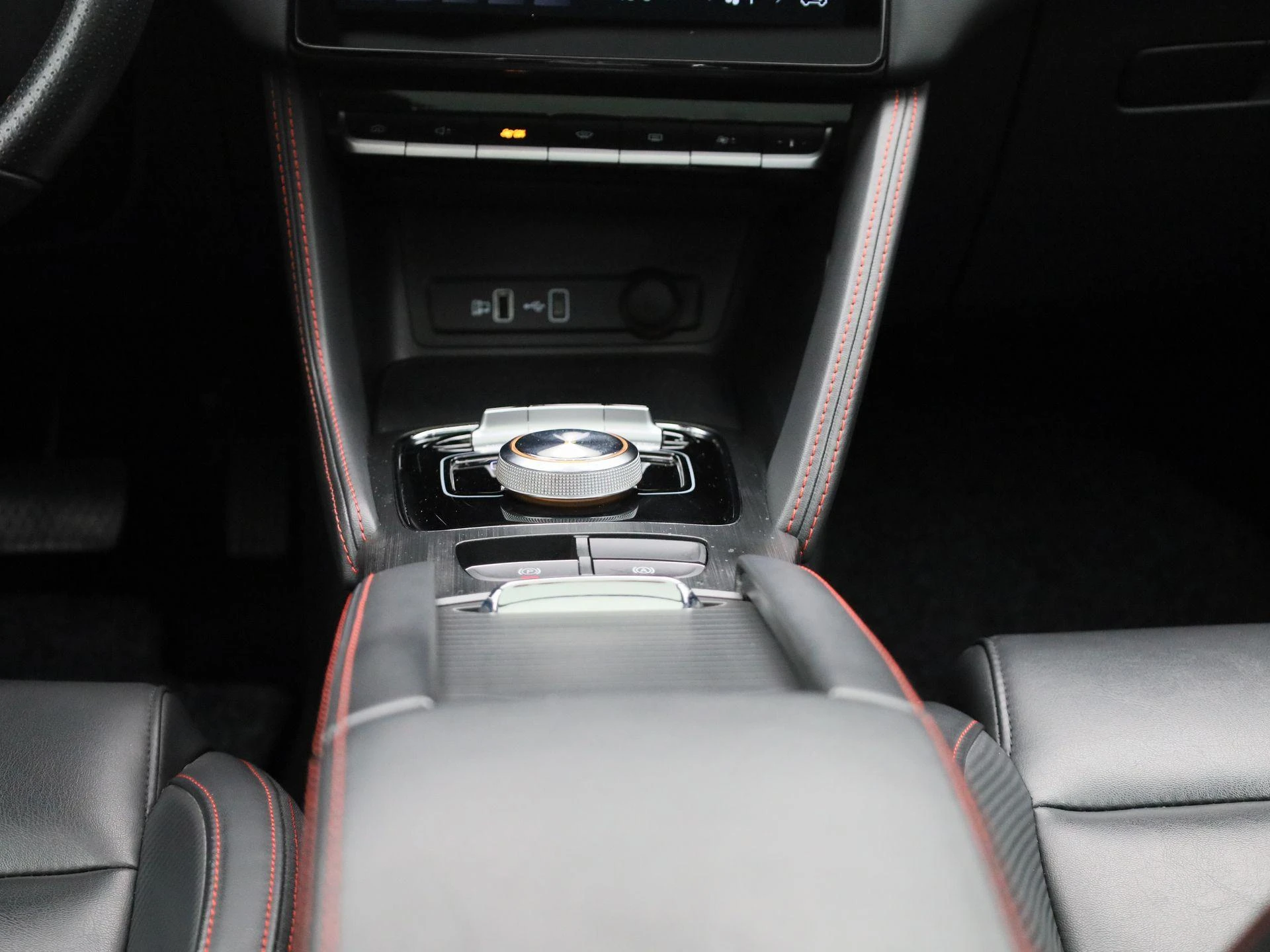MG-ZS EV-image-9