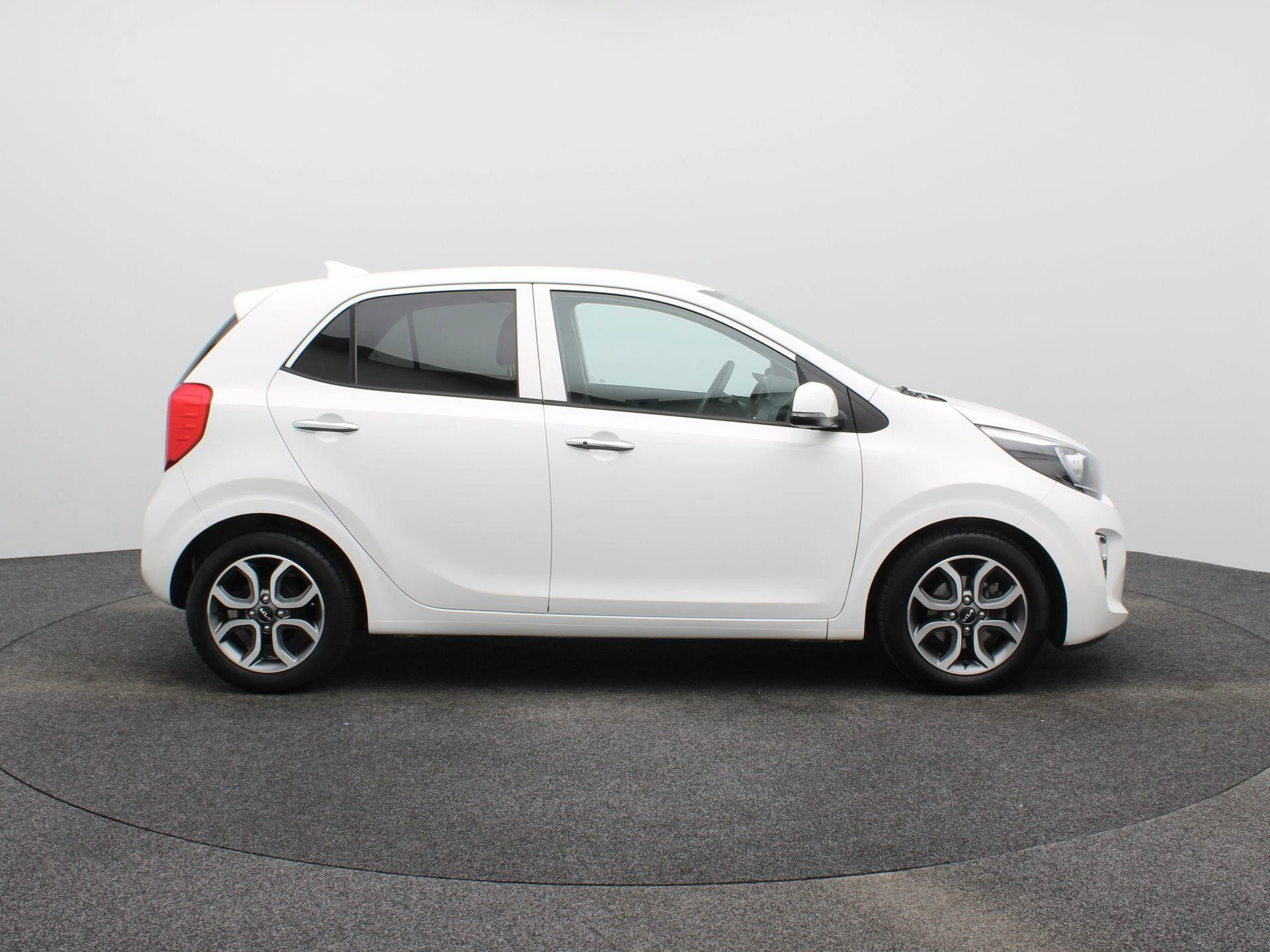Kia-Picanto-image-5