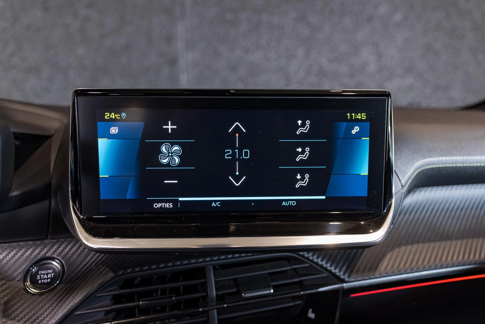 Peugeot-e-208-image-25
