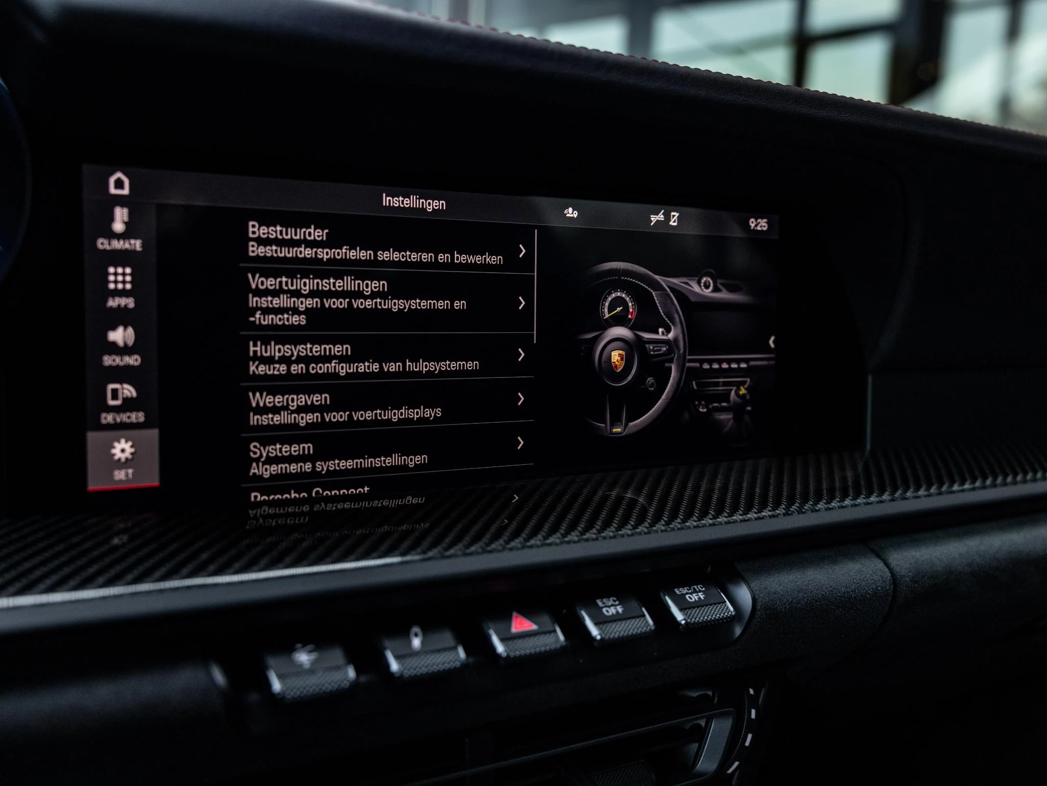Porsche-911-image-50