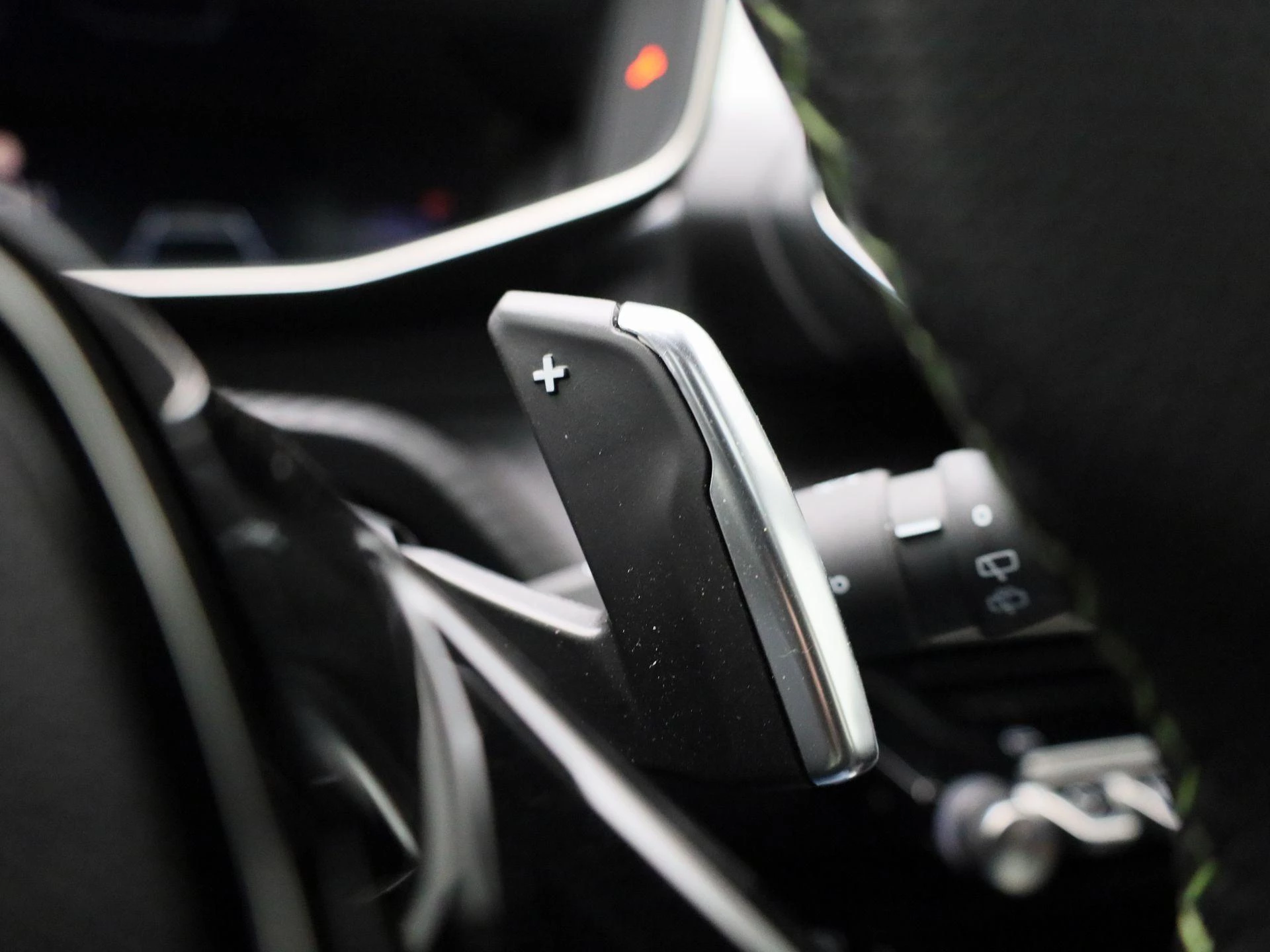 Peugeot 208 1.2 PureTech 100 GT