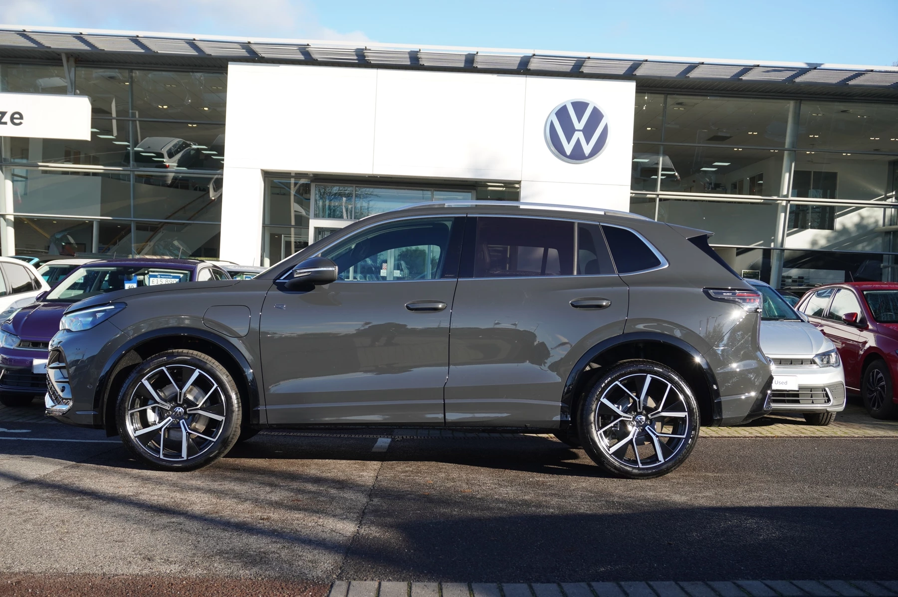 Volkswagen-Tiguan-image-15