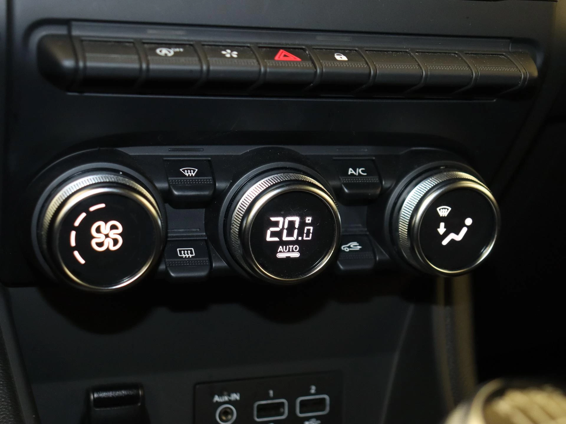 Renault-Captur-image-22