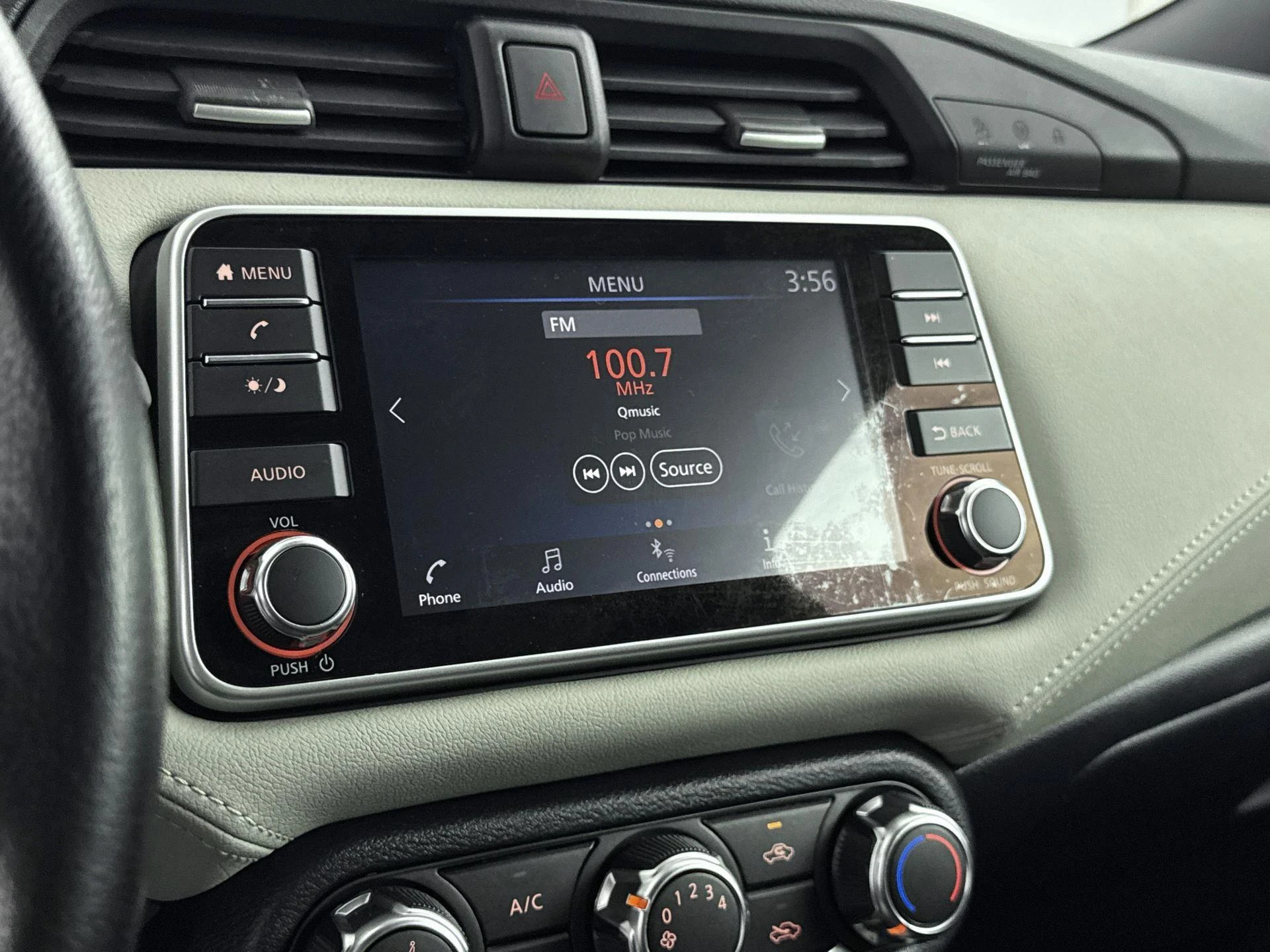 Nissan-Micra-image-6