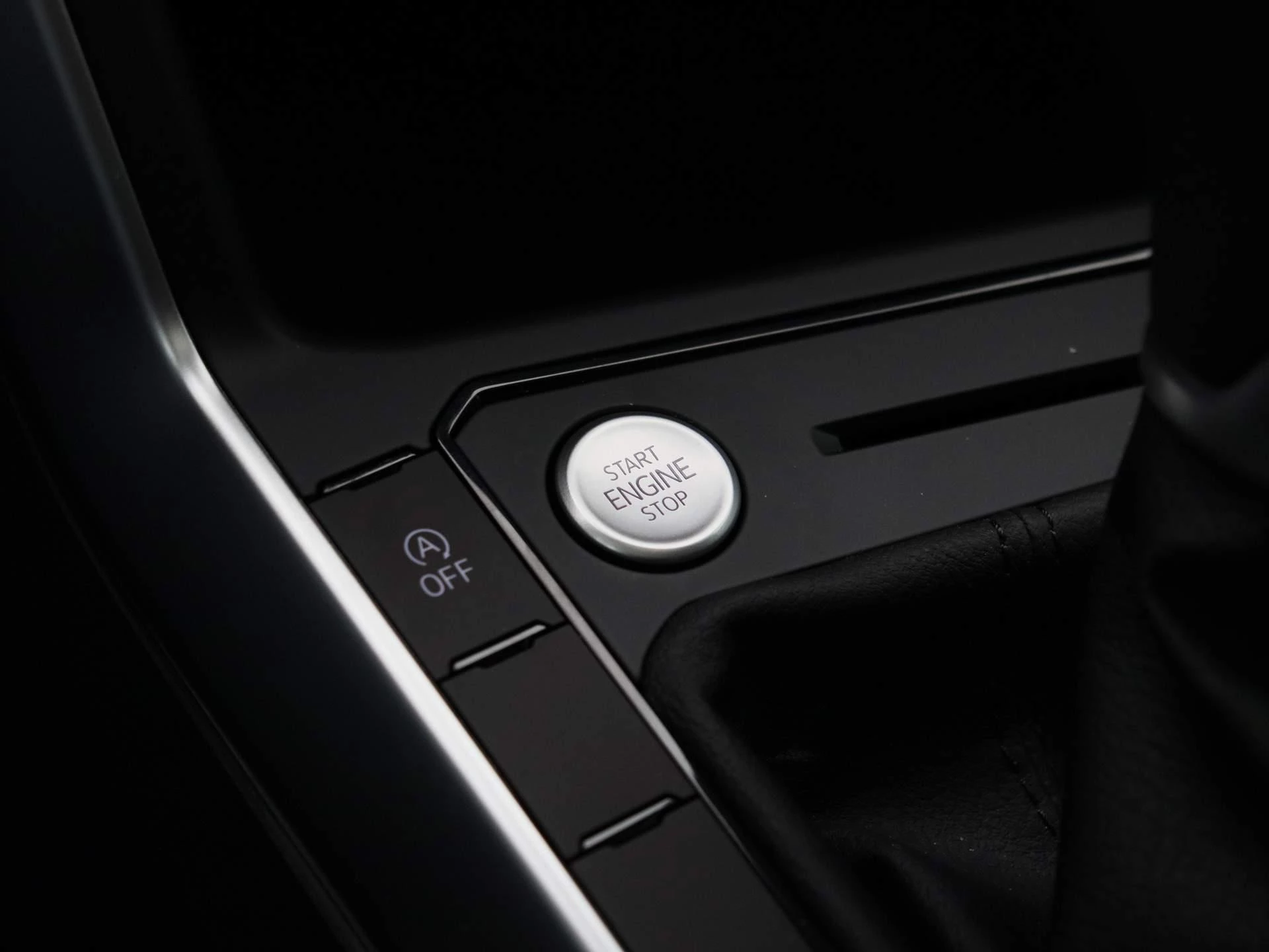 Volkswagen-Polo-image-20