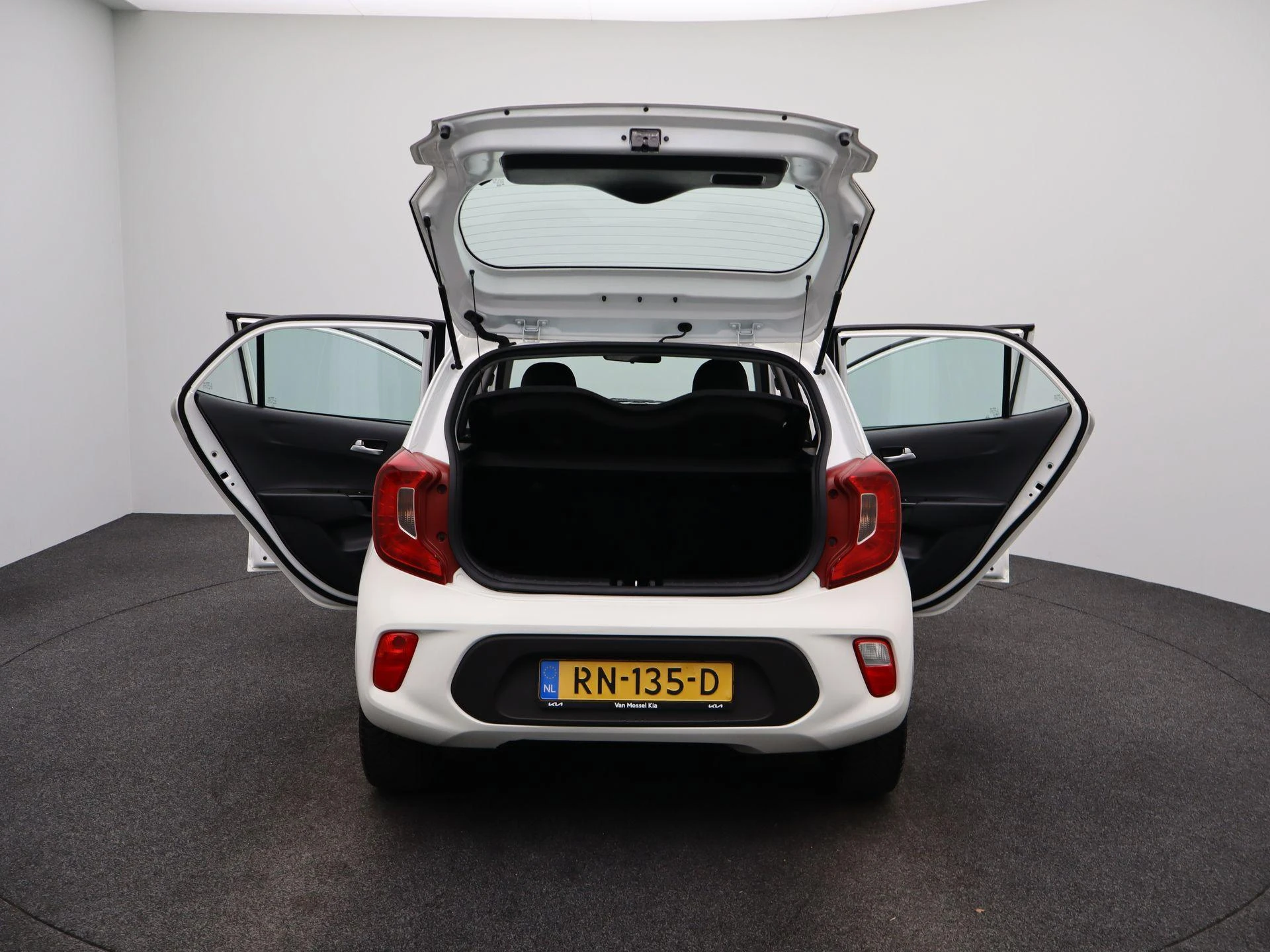 Kia-Picanto-image-12