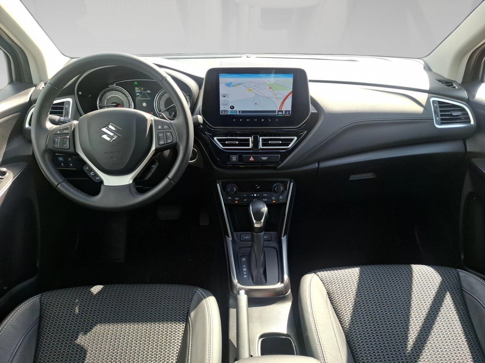 Suzuki S-Cross SX4 1.4 Grand Luxe Xtra A/T 48V Hybrid