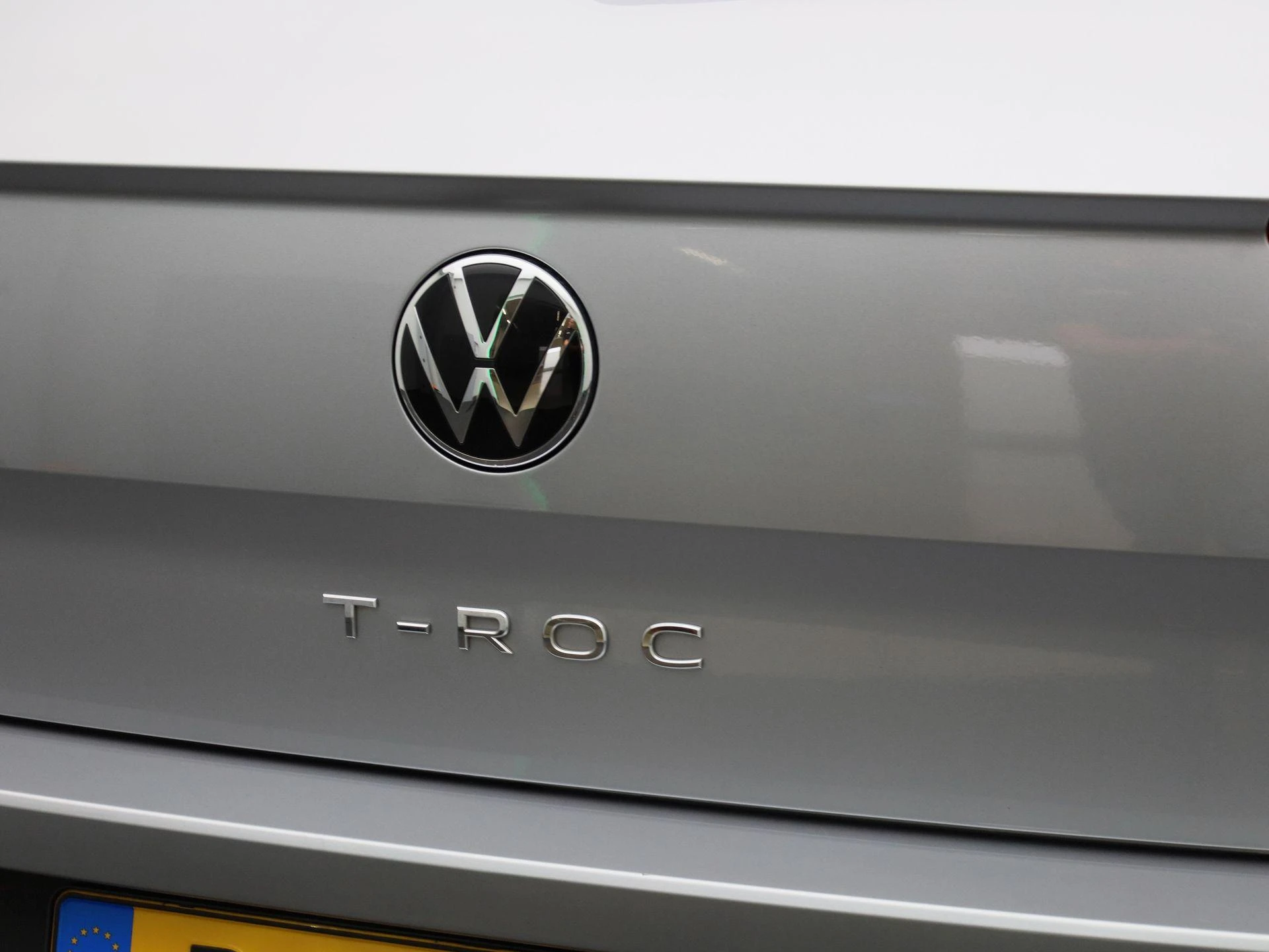 Volkswagen-T-Roc-image-36