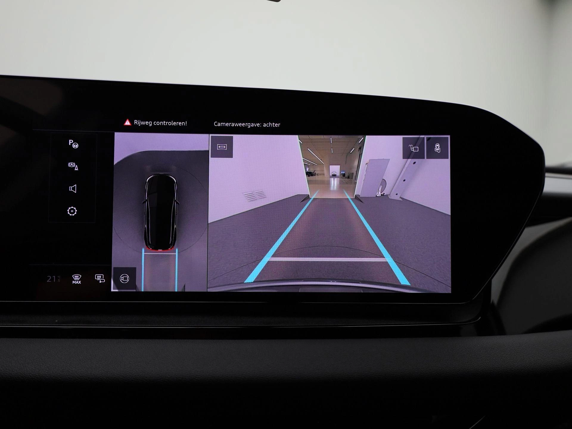 Audi-Q6 e-tron-image-33