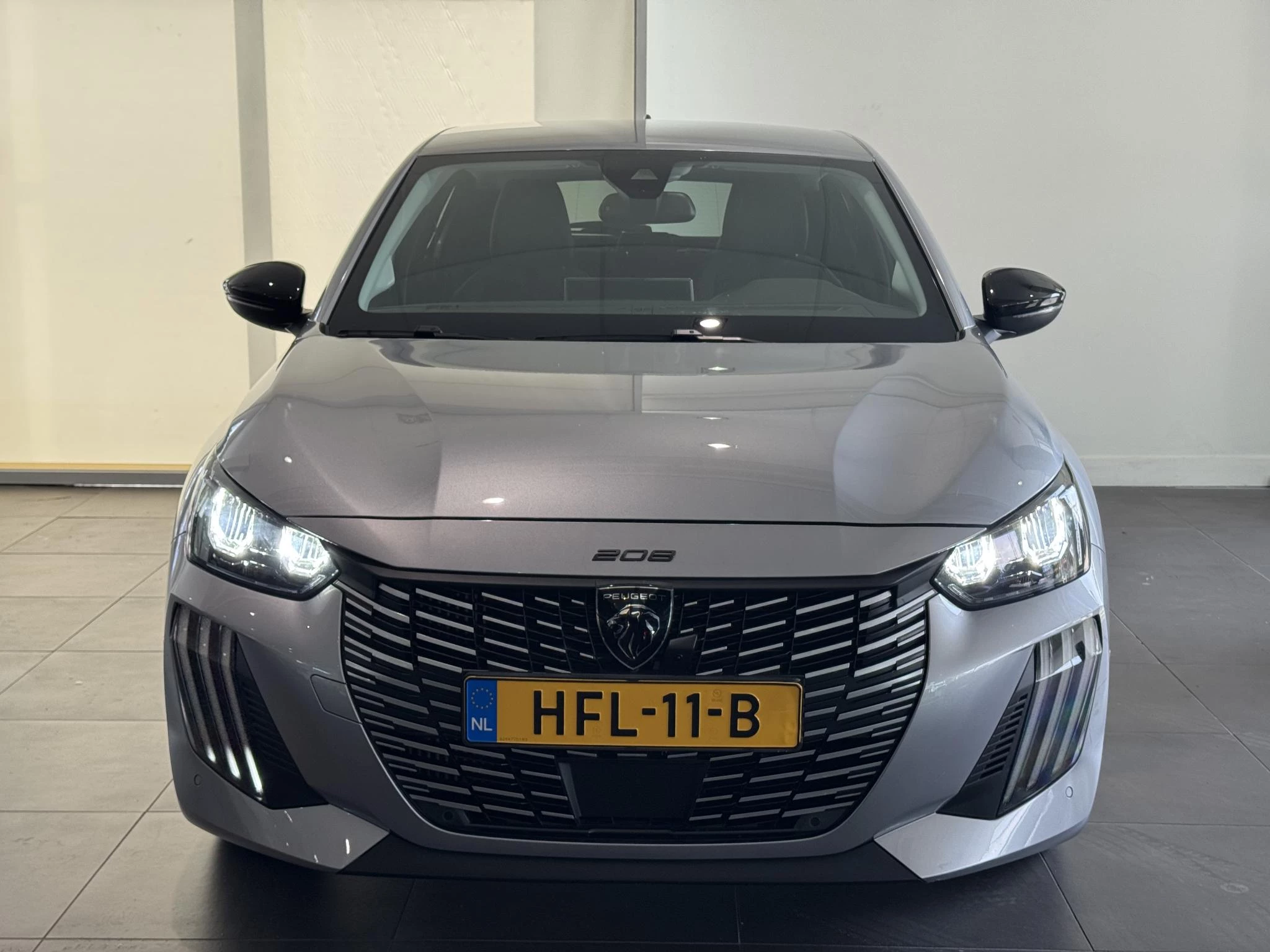 Peugeot-208-image-2