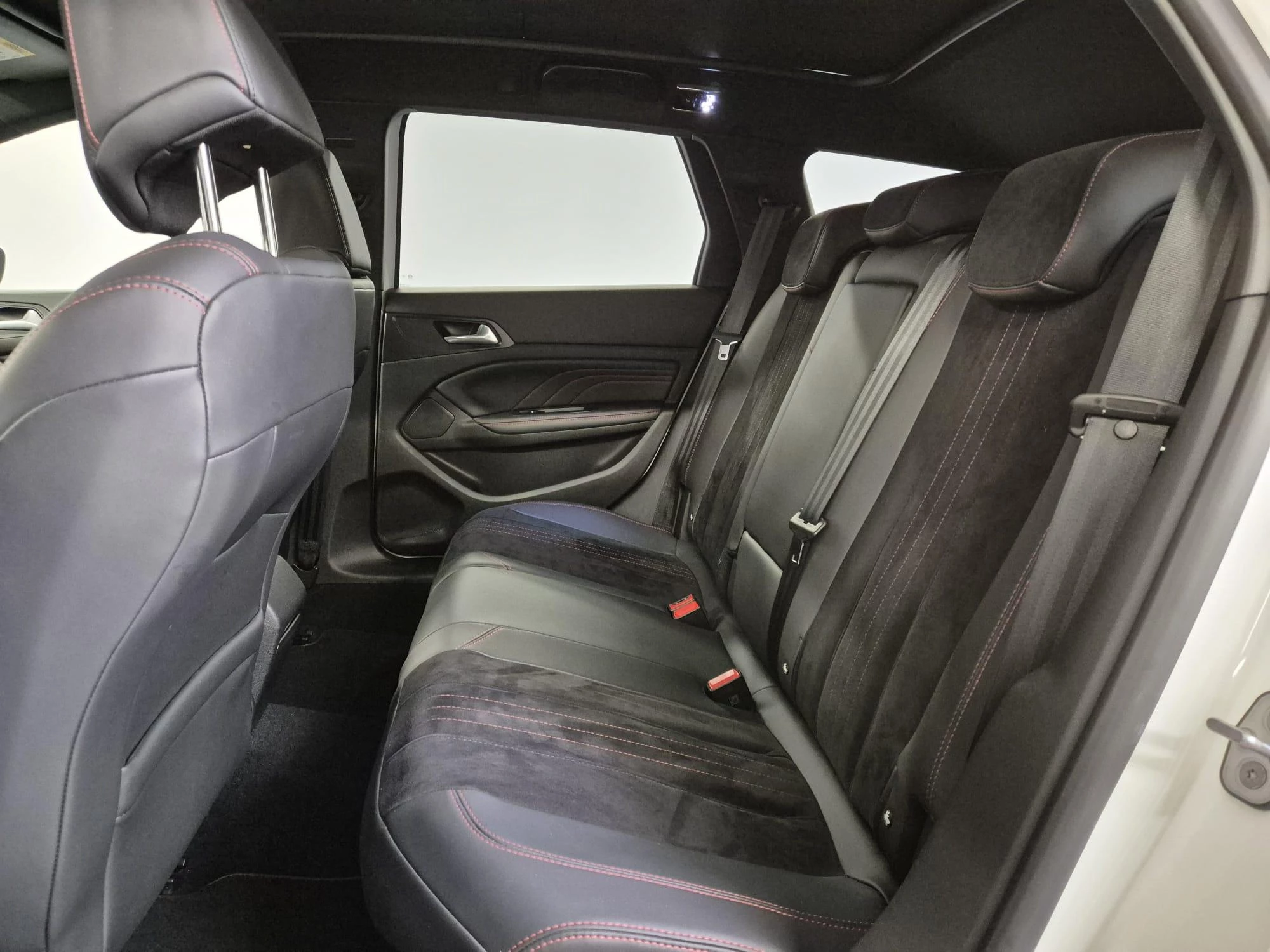 Peugeot 308 1.5 BlueHDi 130 DPF S&S GT Pack
