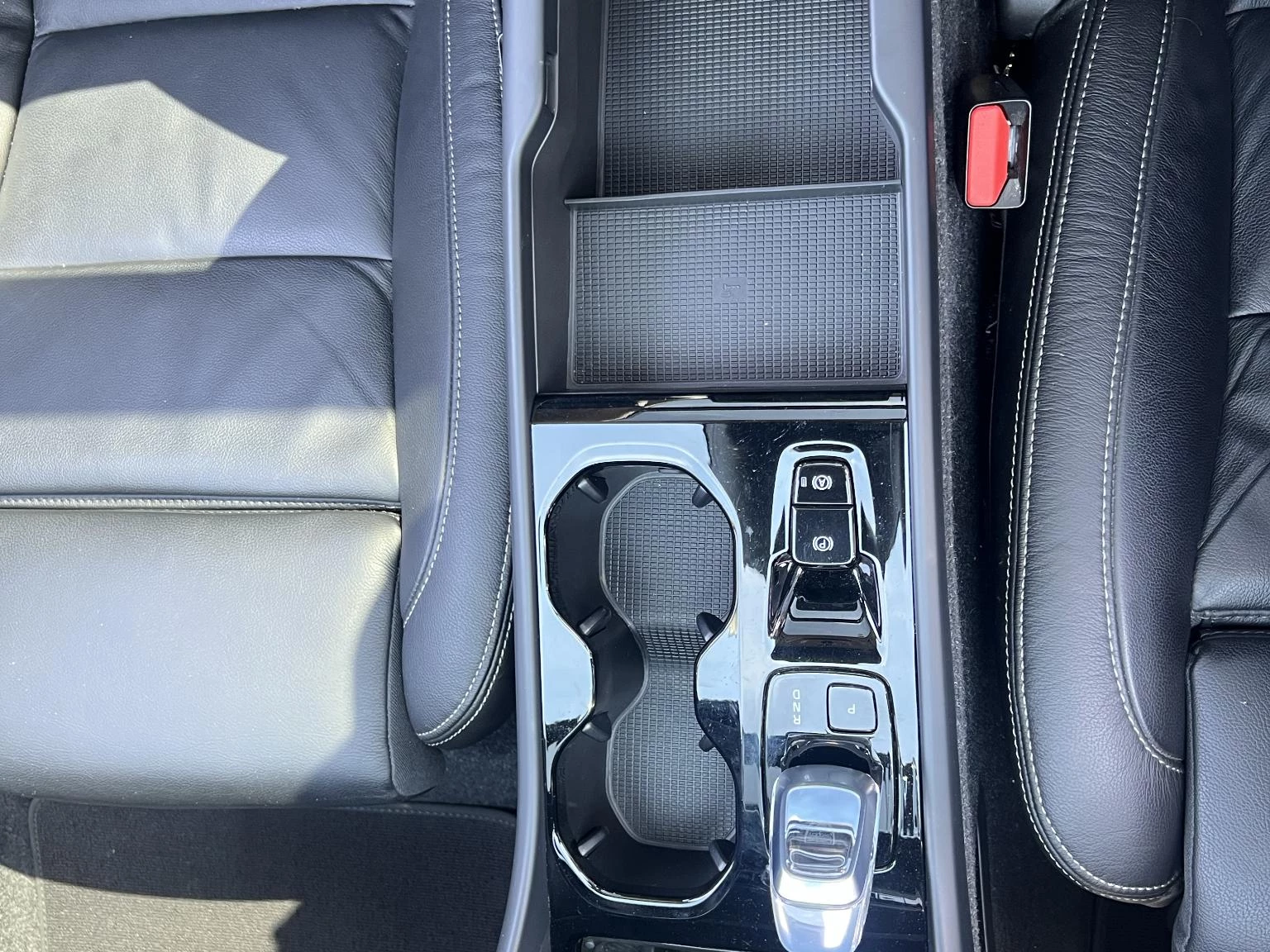 Volvo-XC40-image-25