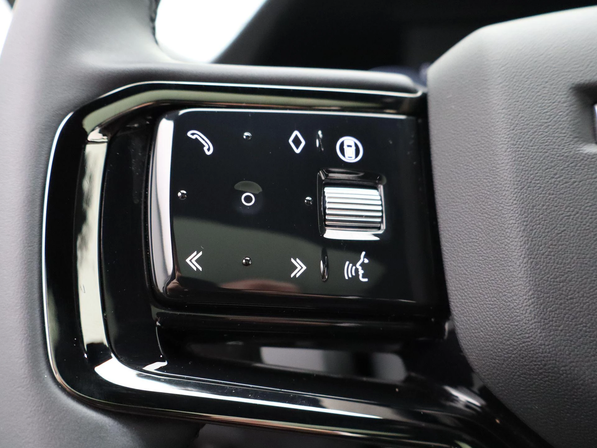 Land Rover Range Rover Evoque 1.5 P270e PHEV AWD SE Dynamic Edition