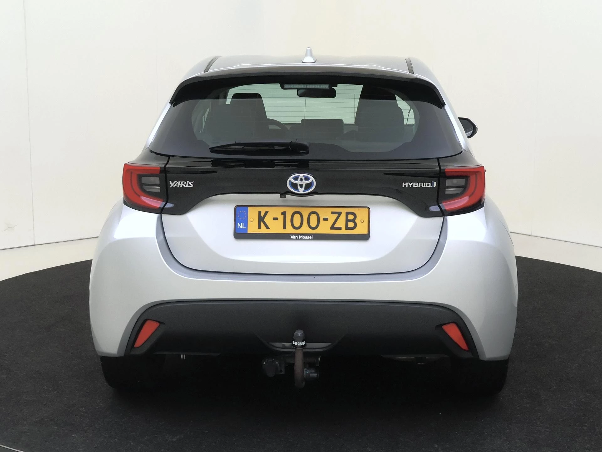Toyota-Yaris-image-6