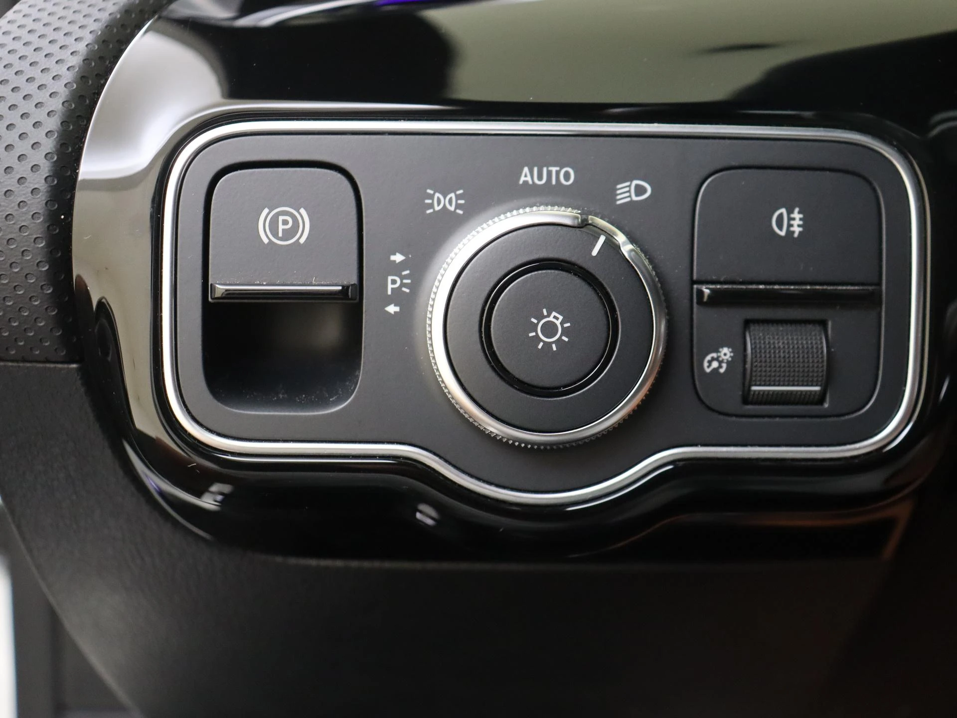 Mercedes-Benz-A-Klasse-image-24
