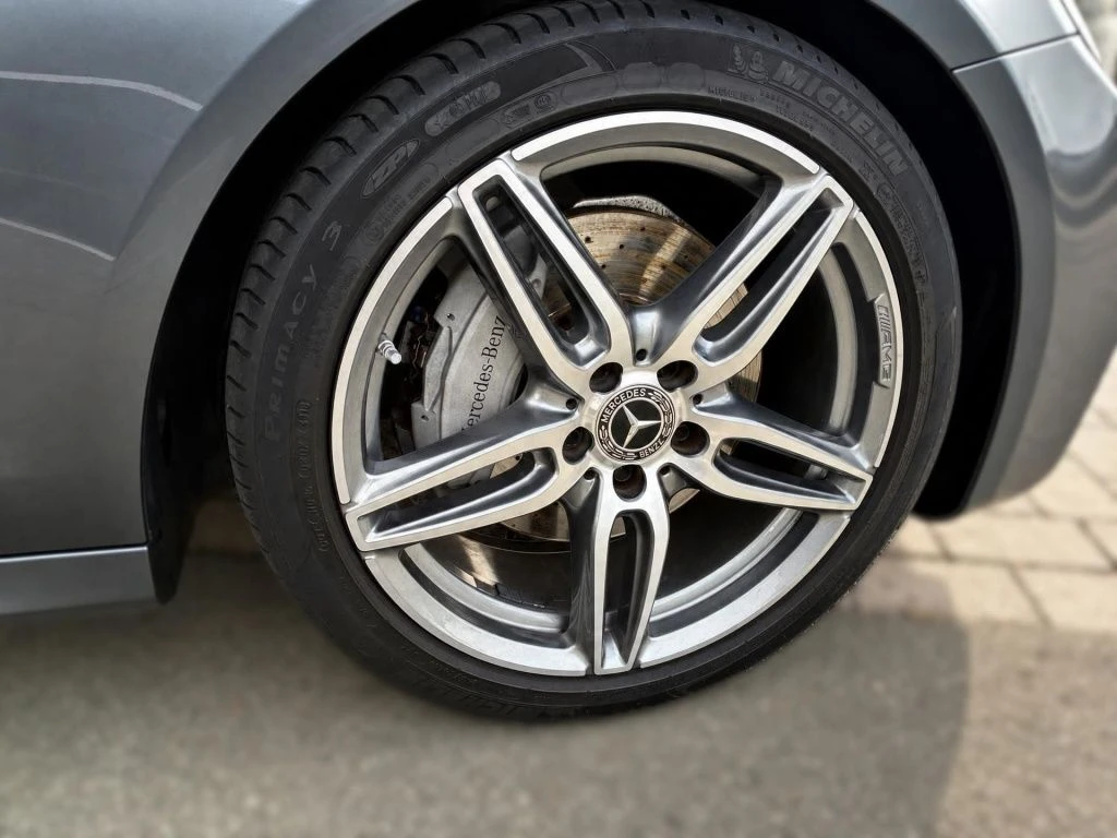 Mercedes-Benz-E-Klasse 200-image-4