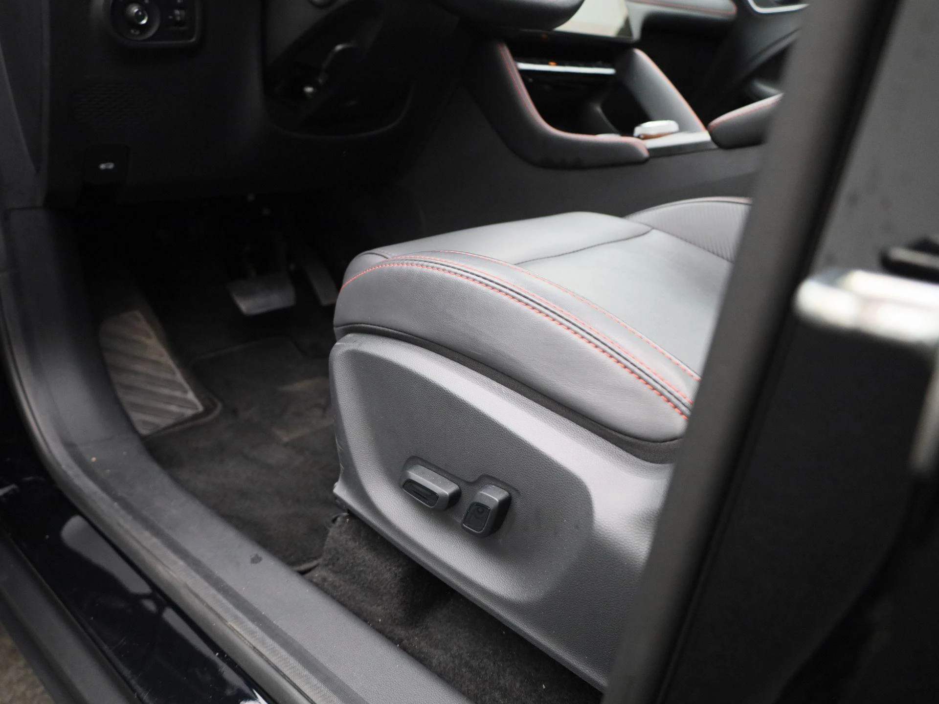 MG ZS EV - 30