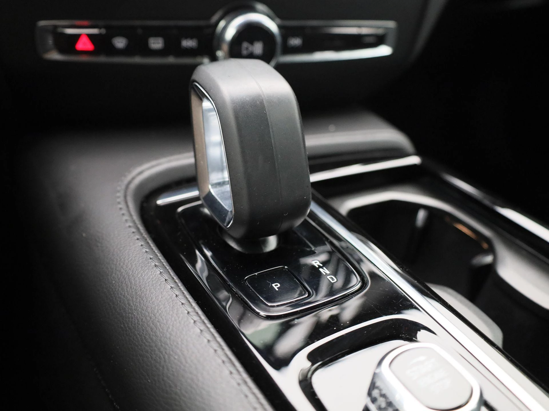 Volvo-V60-image-17