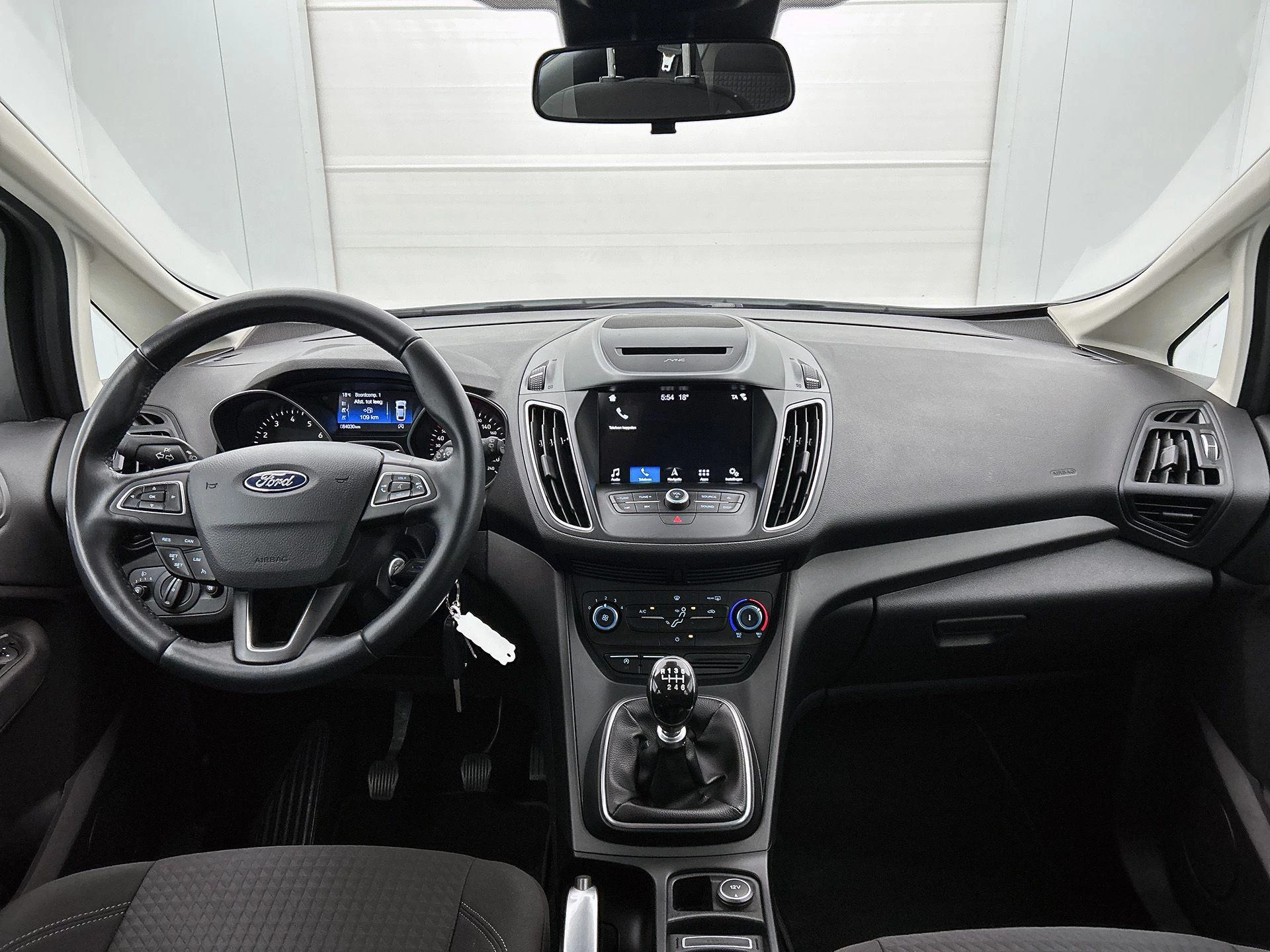 Ford-C-MAX-image-16