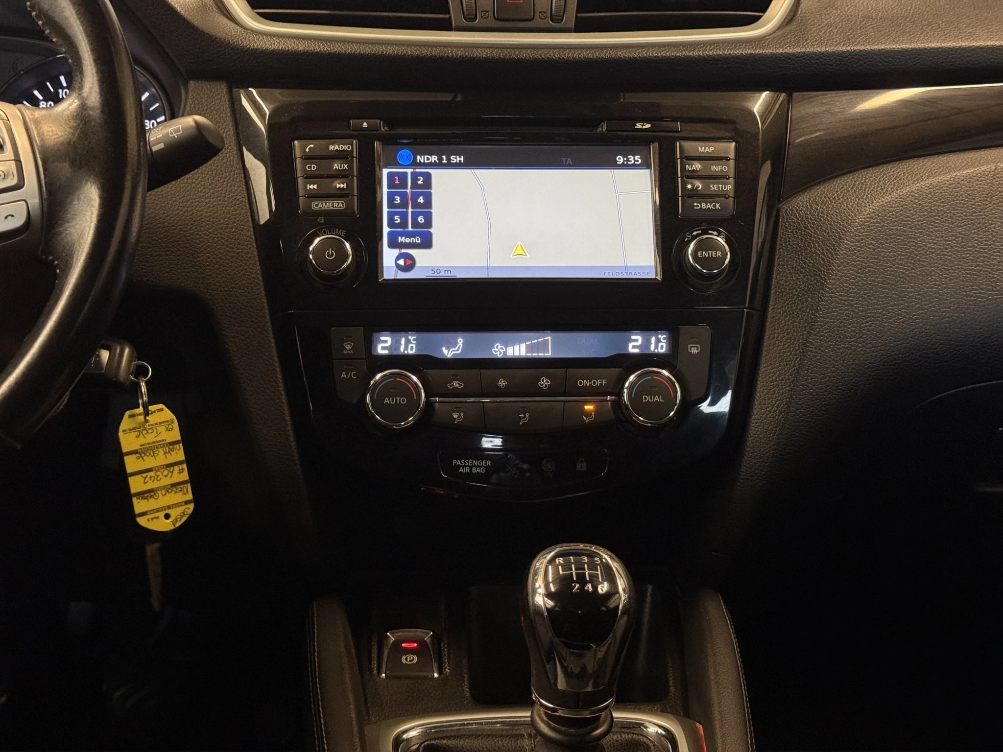 Nissan-QASHQAI-image-14