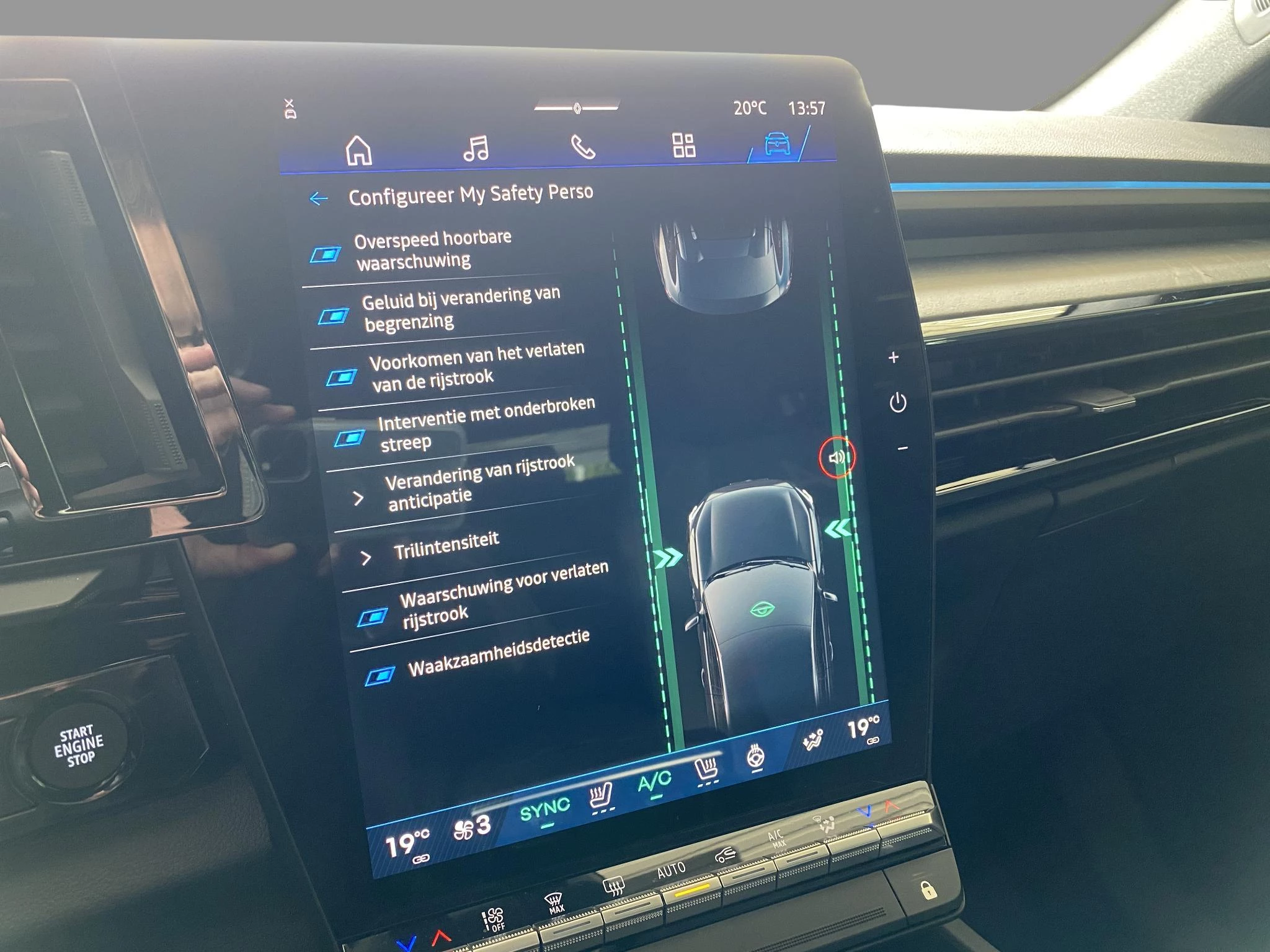 Renault Rafale hyper hybrid E-Tech 4x4 Esprit Alpine
