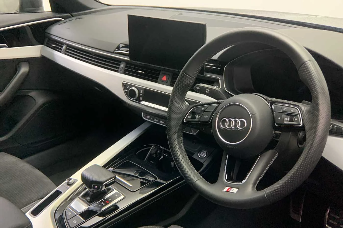 Audi-A4-image-5