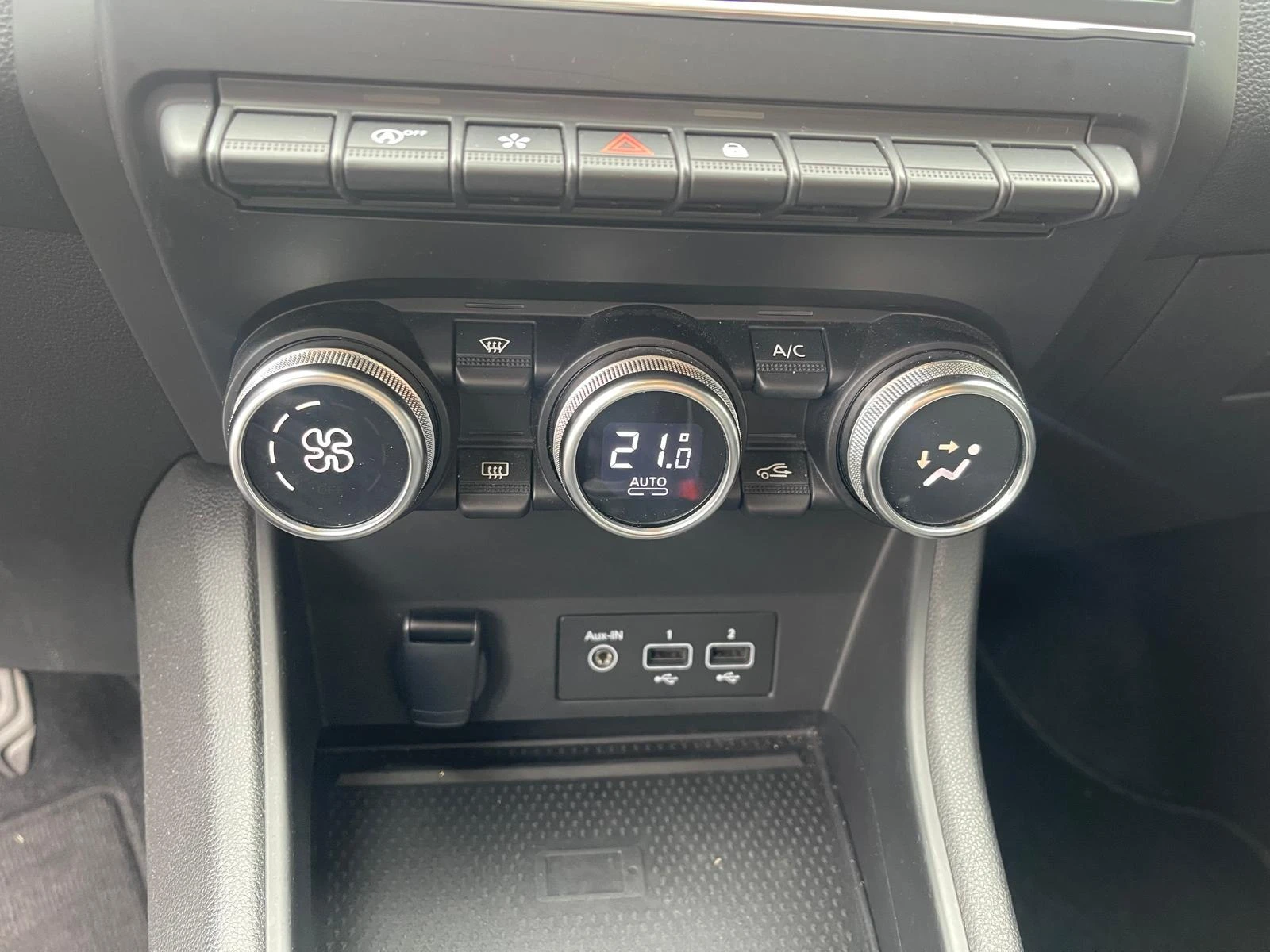 Renault-Captur-image-8