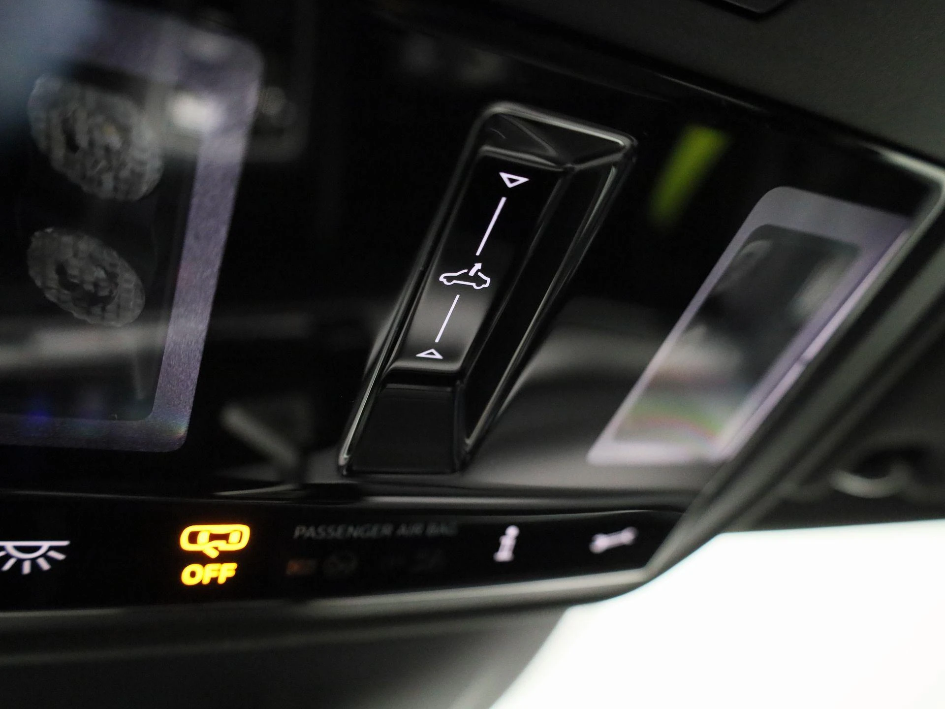 Volkswagen-Golf-image-28