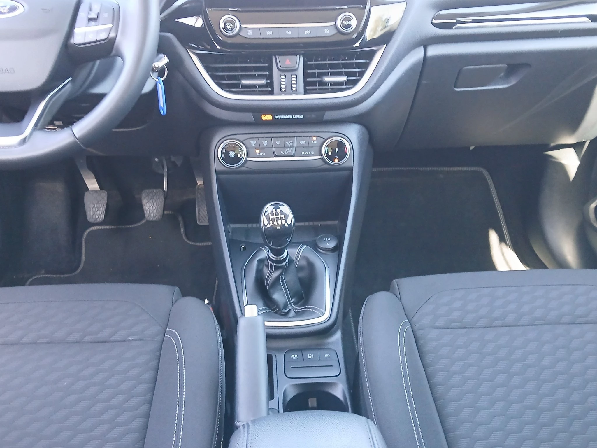 Ford Fiesta Titanium NAVI | LED | KLIMAAUTOMTIK | PDC | BT