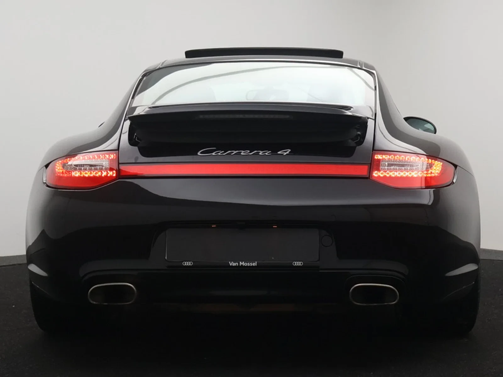 Porsche-911-image-3