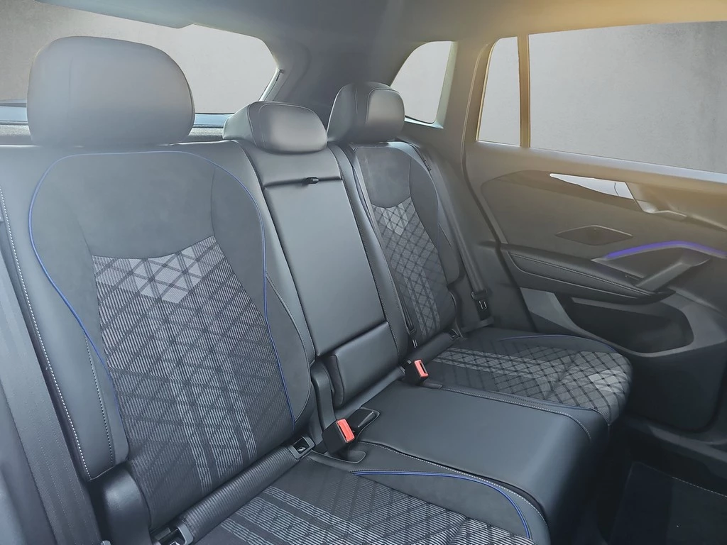 Volkswagen Tiguan 1.5l eTSI DSG R-Line"Black Style" *AHK