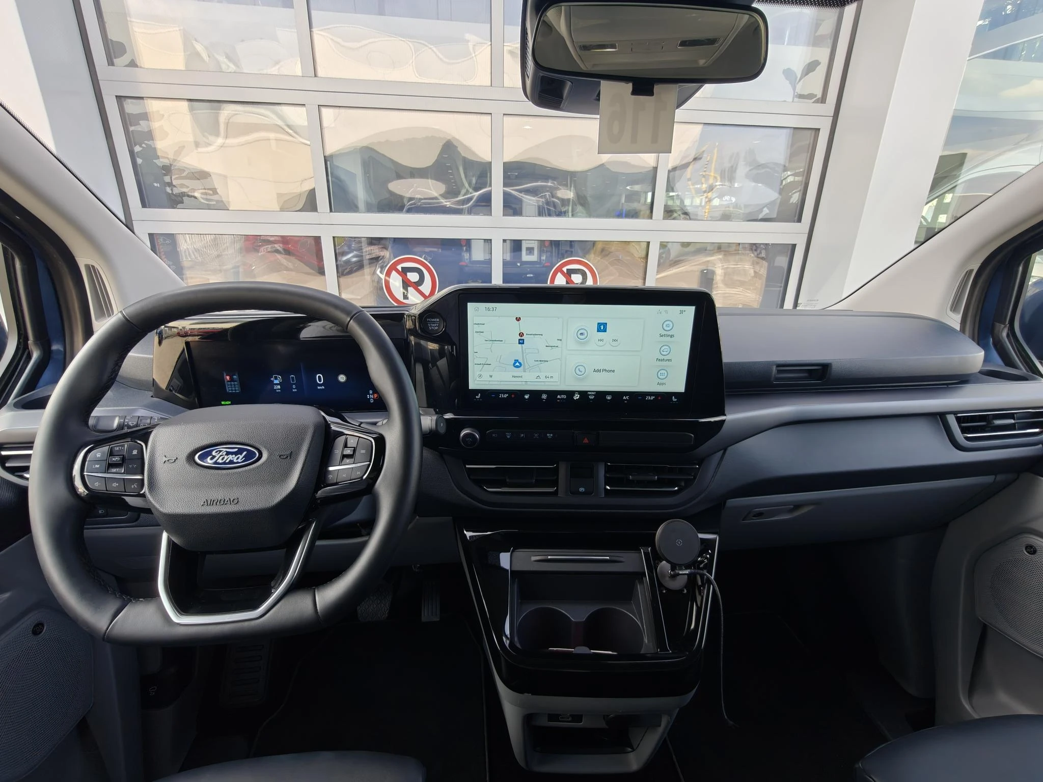 Ford-Tourneo Custom-image-16