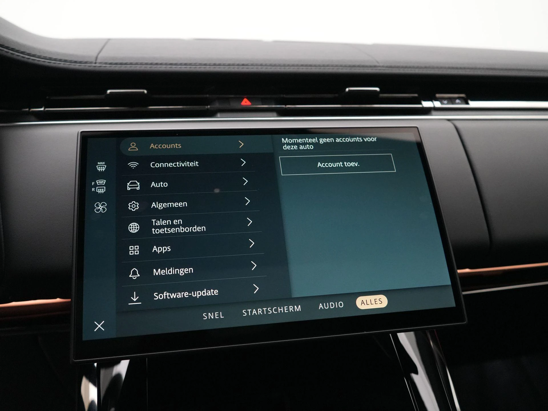 Land Rover-Range Rover Sport-image-22