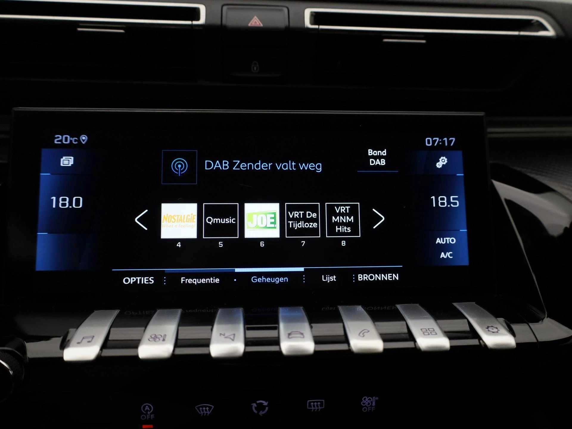 Peugeot-508-image-14