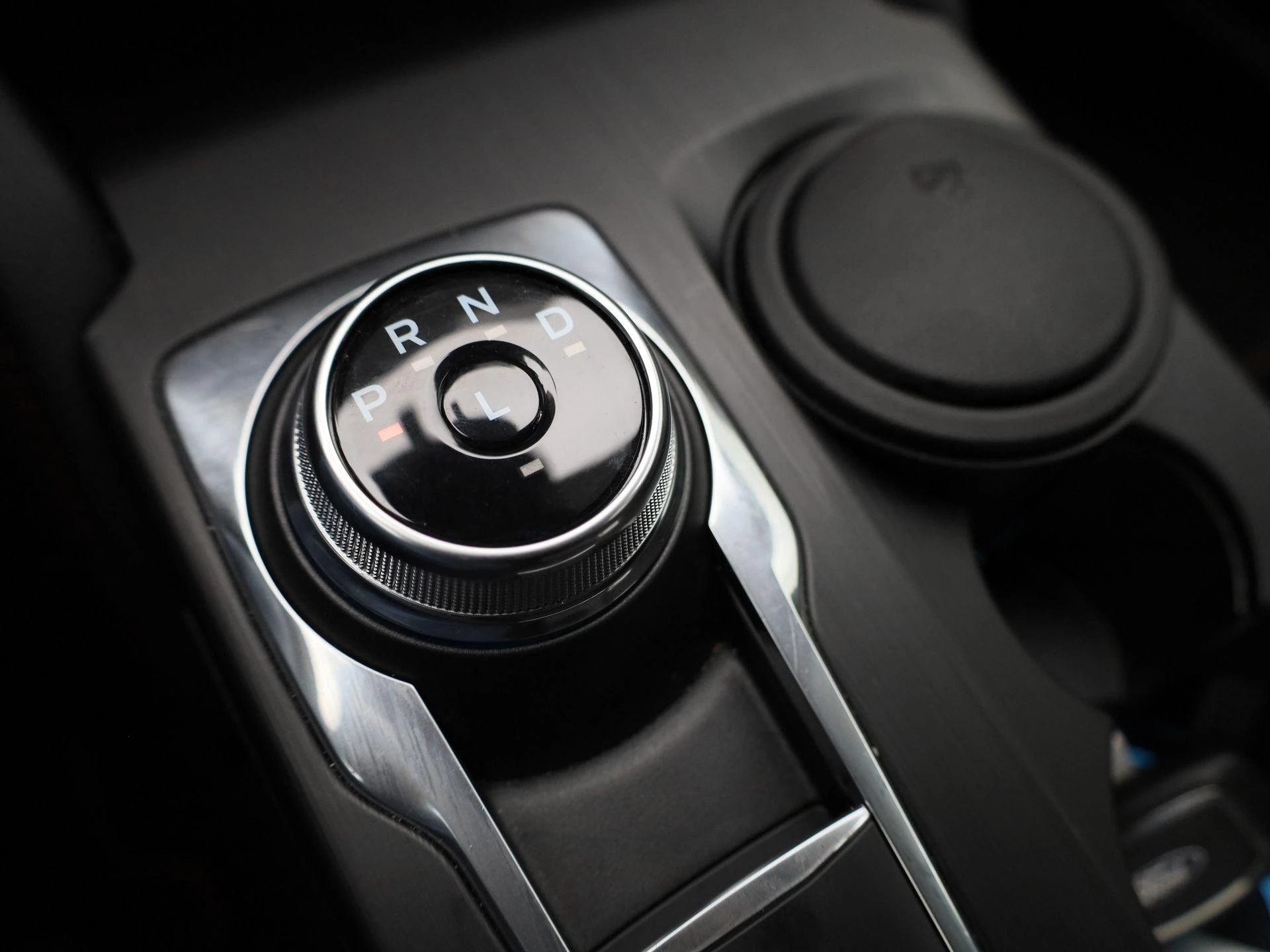 Ford-Kuga-image-24