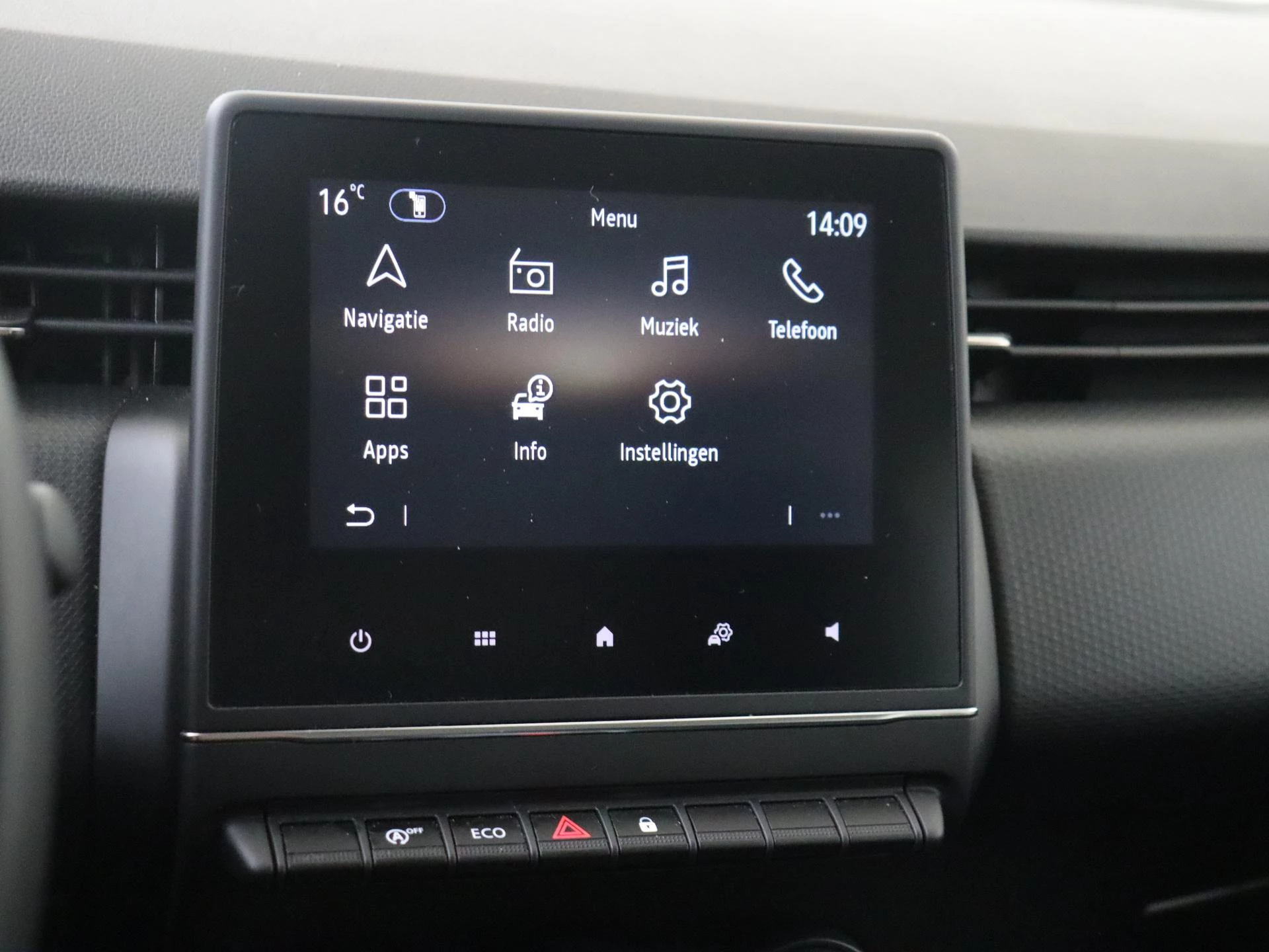 Renault-Clio-image-19