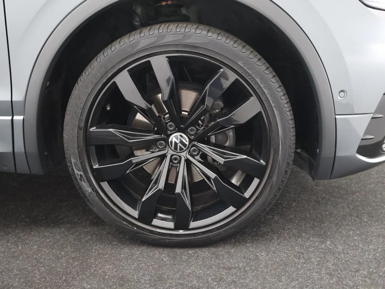 Volkswagen-Tiguan Allspace-image-4