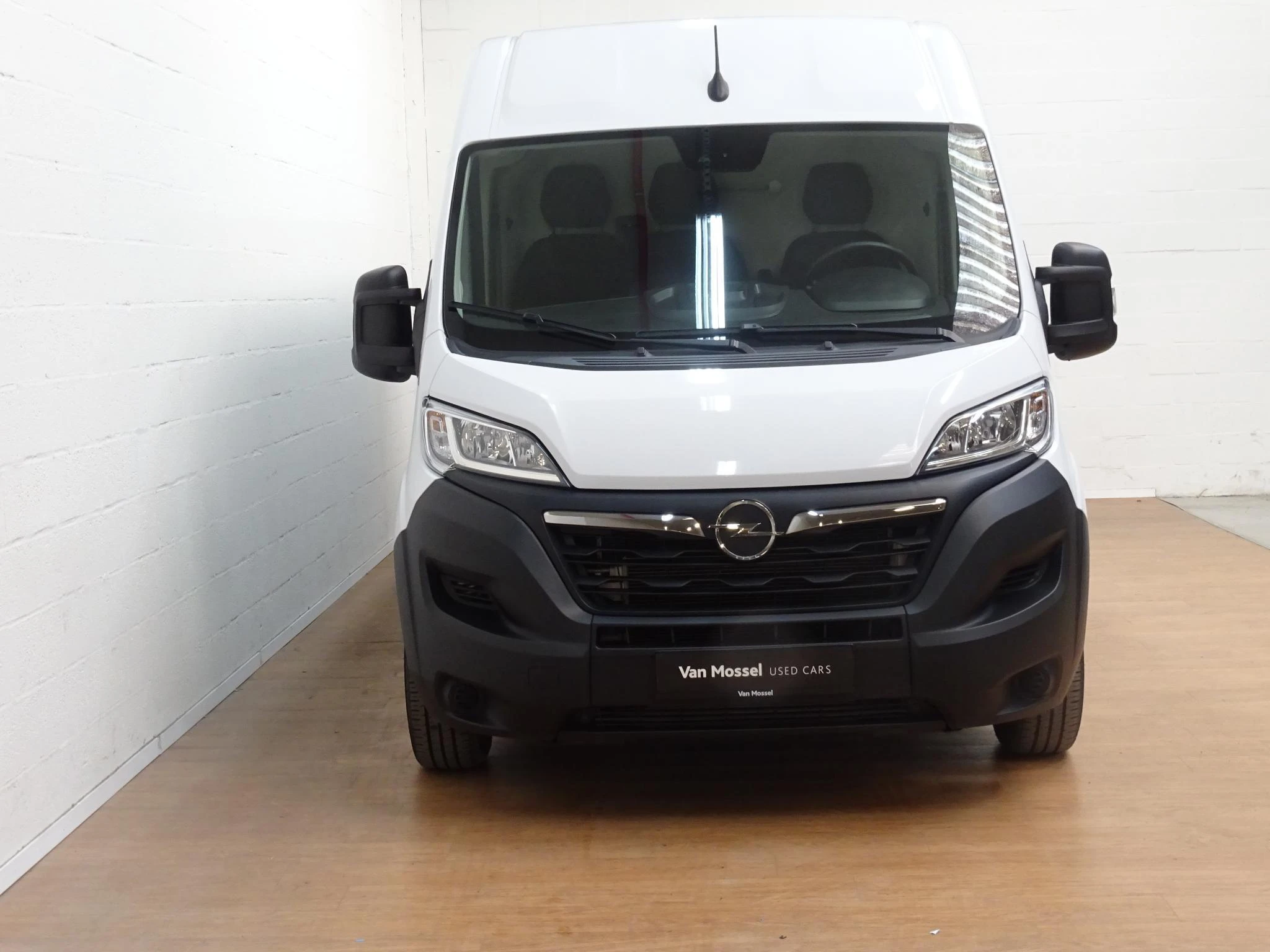 Opel-Movano-image-5