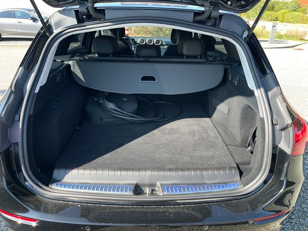 Mercedes-Benz-C-Klasse 300 e-image-13
