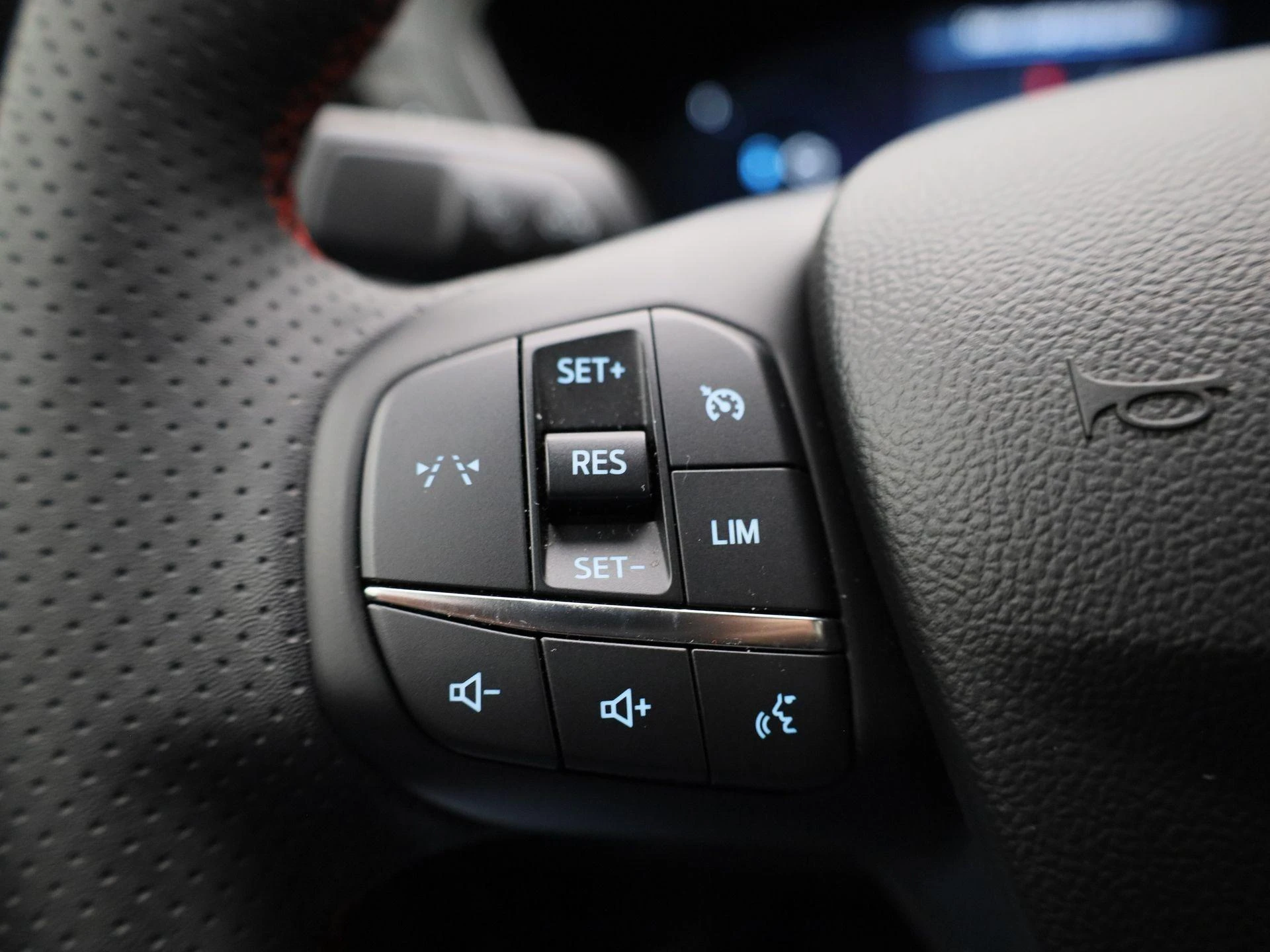 Ford-Kuga-image-20
