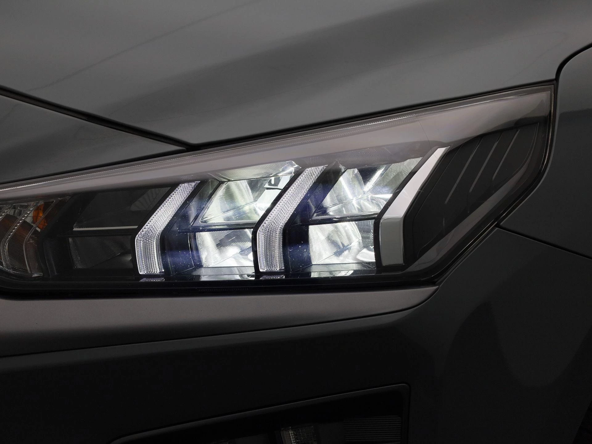 Hyundai-IONIQ-image-12