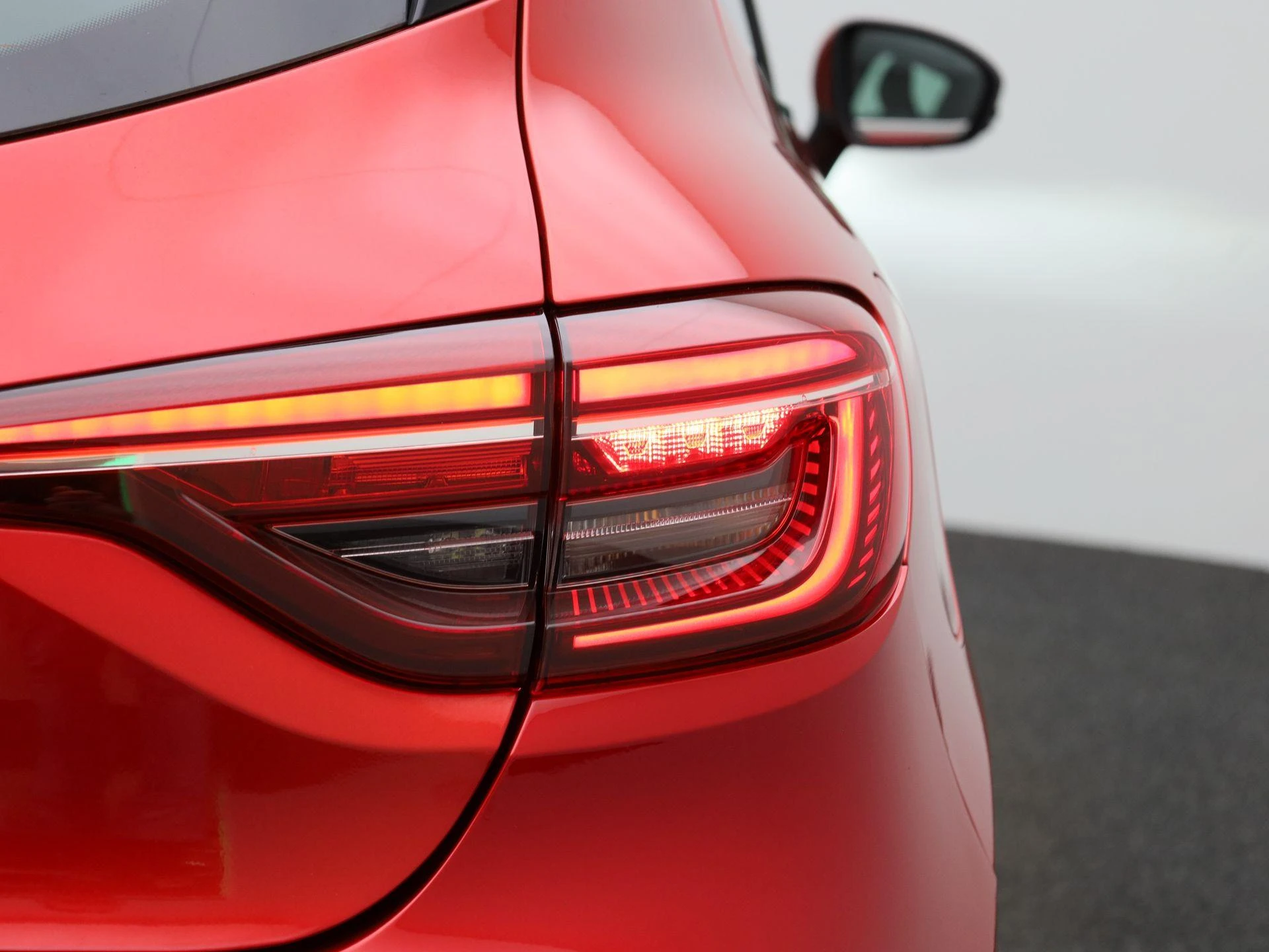 Renault-Clio-image-32