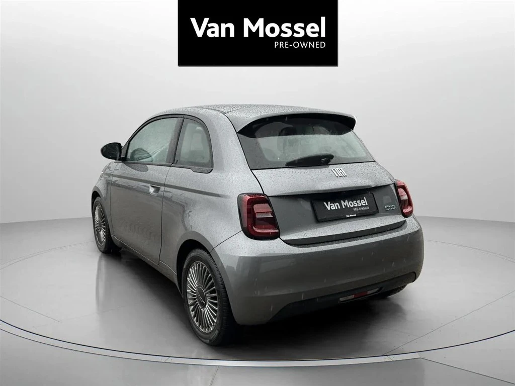 Fiat-500e-image-7
